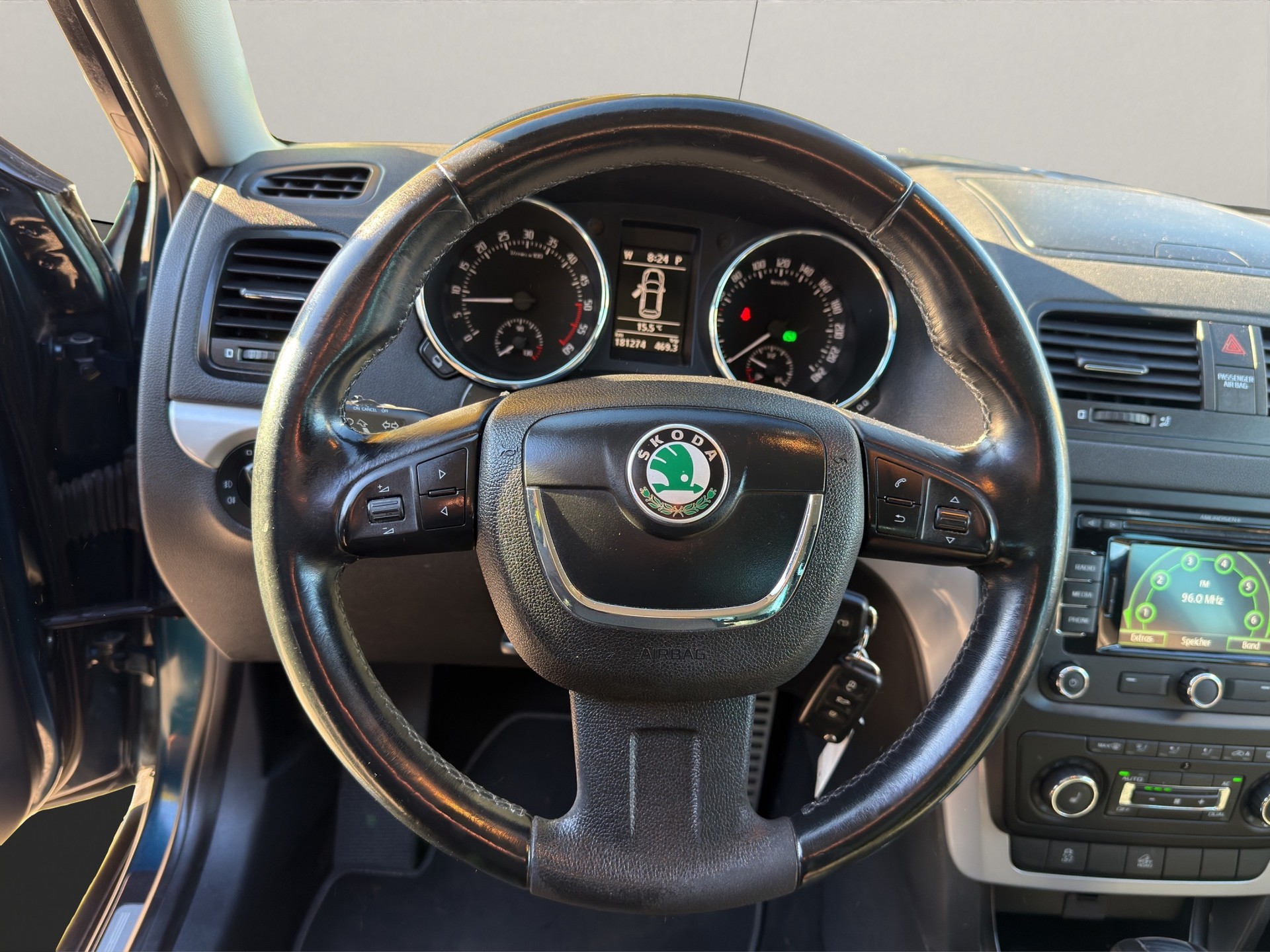 SKODA Yeti 2.0 TDI AllDrive 4x4 DSG-image-10