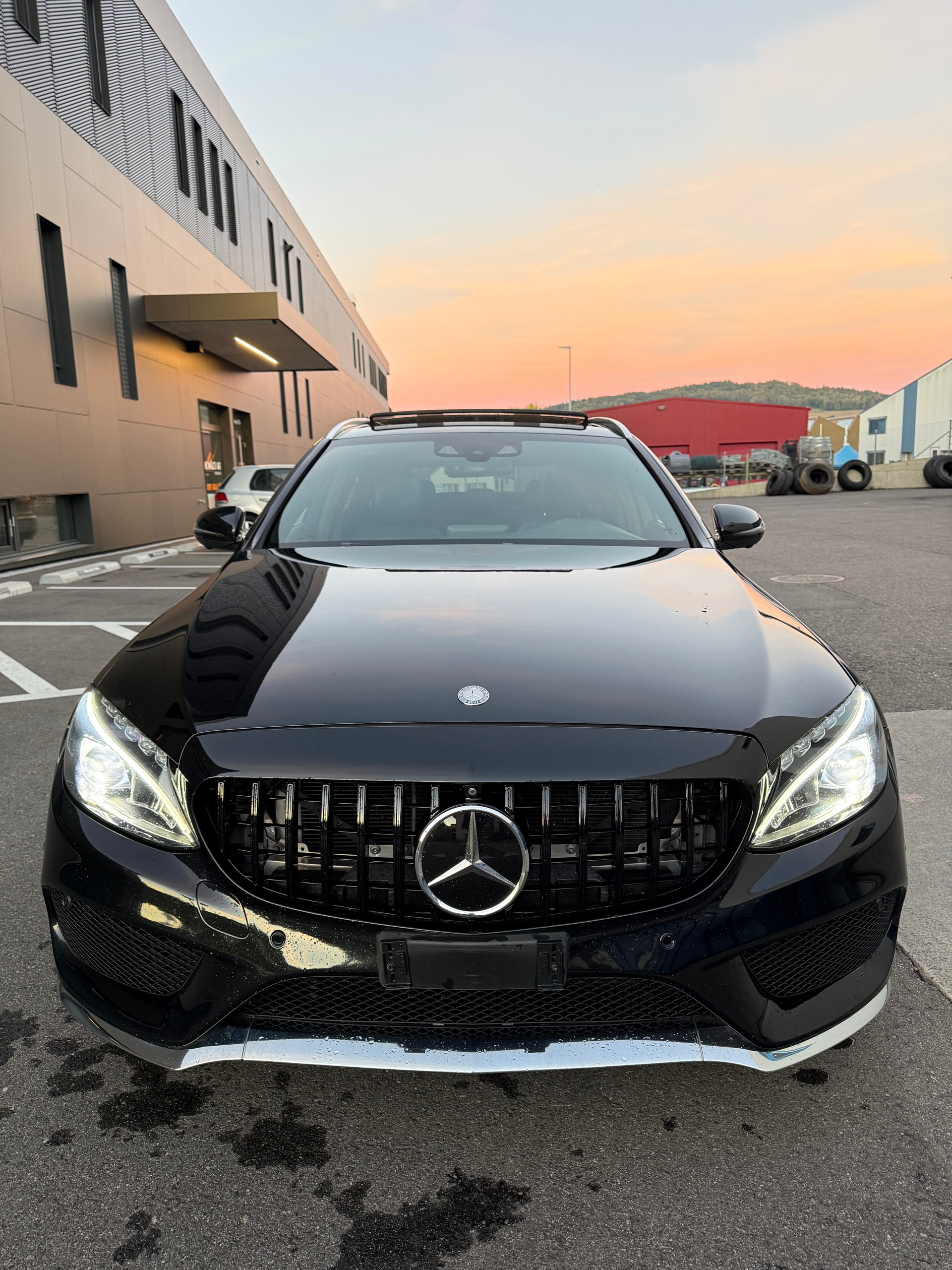 MERCEDES-BENZ C 250 d AMG LINE 4m mit Standheizung & Panorama Schiebedach MFK 09/26-image-3