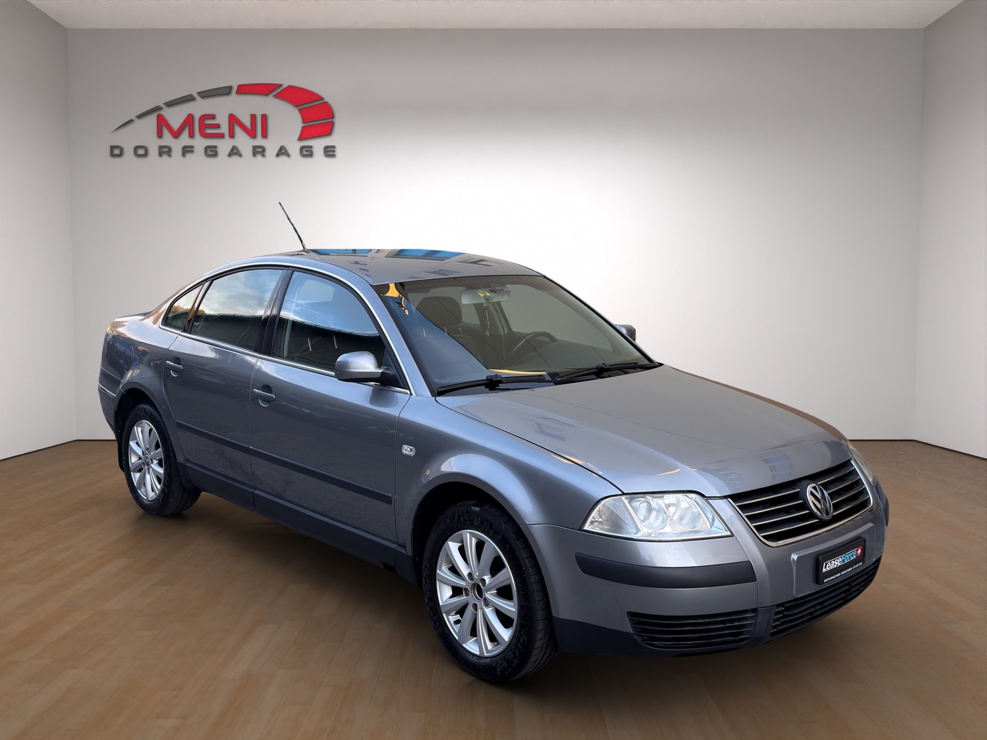 VW Passat 1.9 TDI 4Motion Highline-image-7