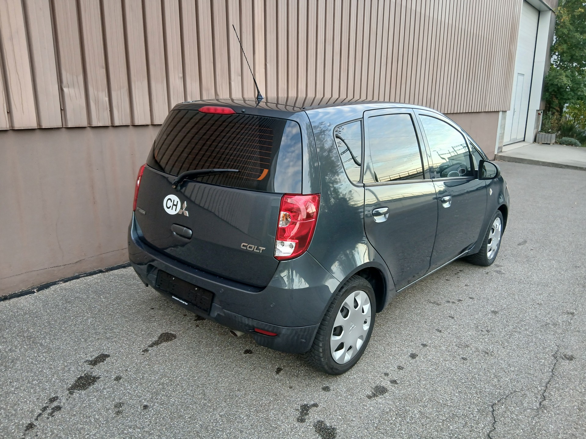 MITSUBISHI Colt 1.3 16V Jubilé (35) Allshift-image-2