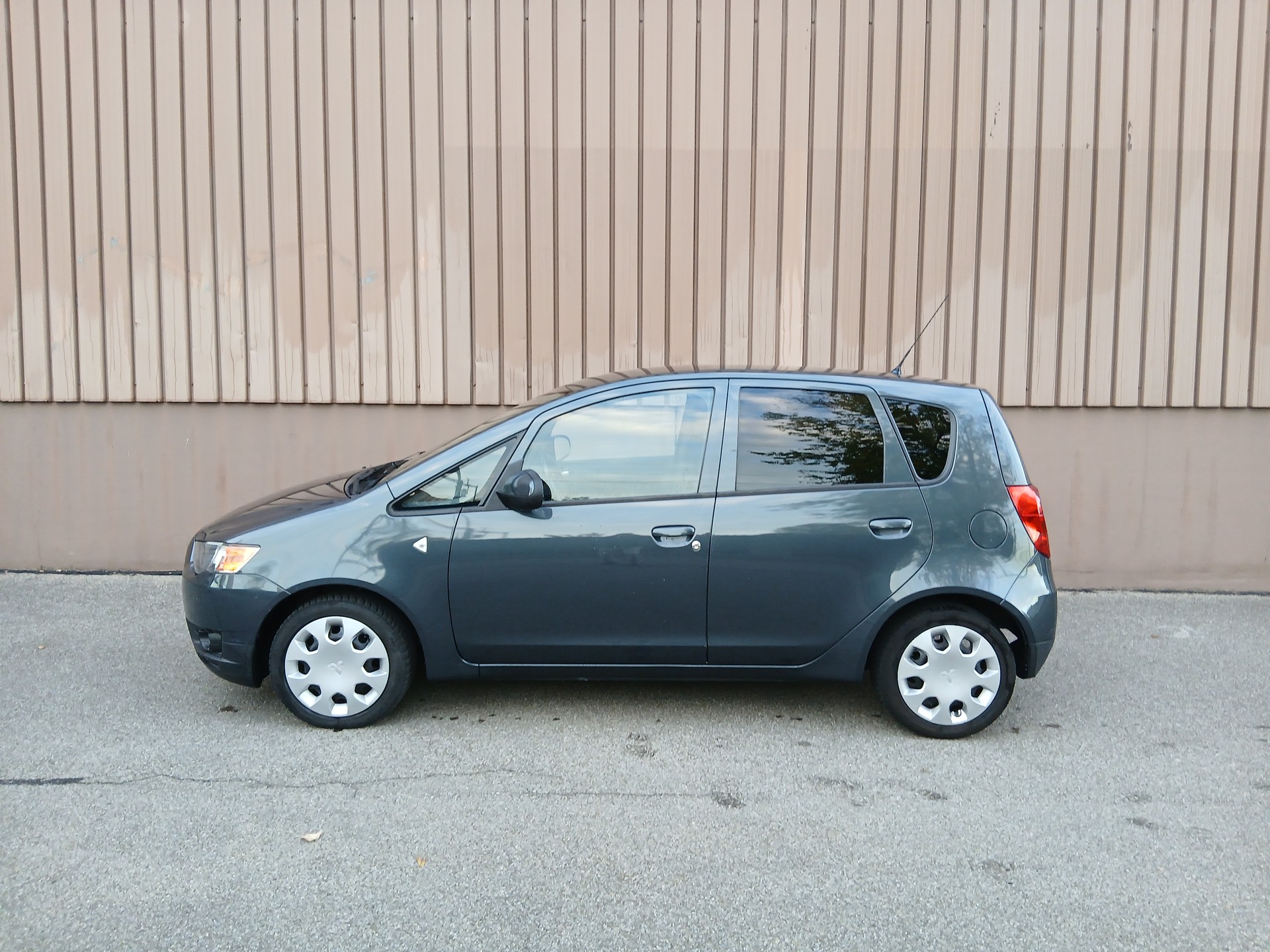 MITSUBISHI Colt 1.3 16V Jubilé (35) Allshift-image-4