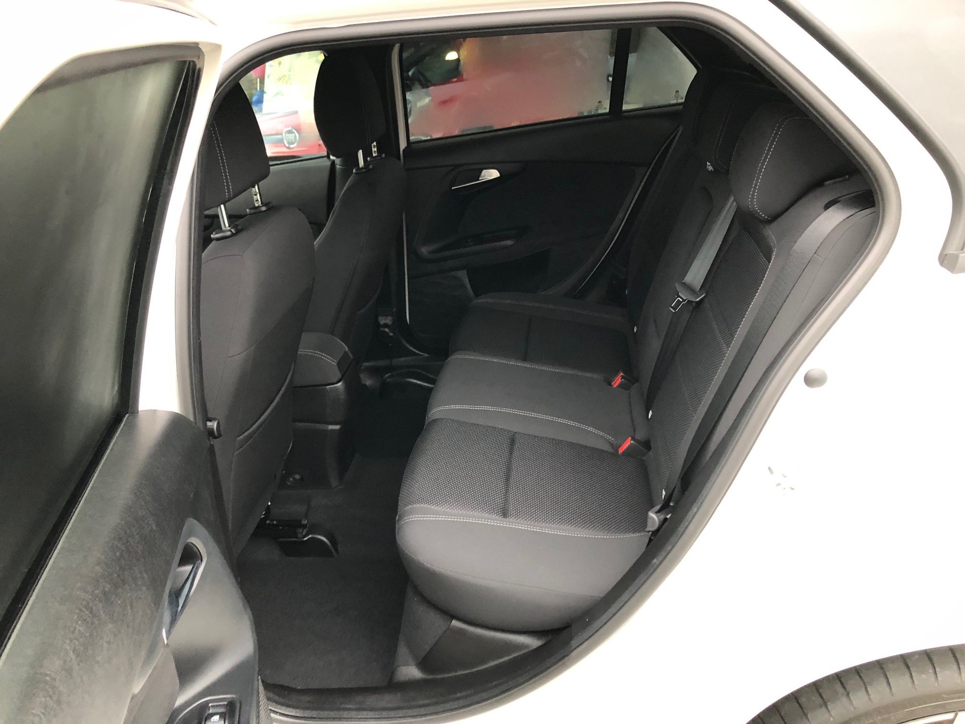 FIAT Tipo 1.0 T3 Station Wagon City Sport-image-7