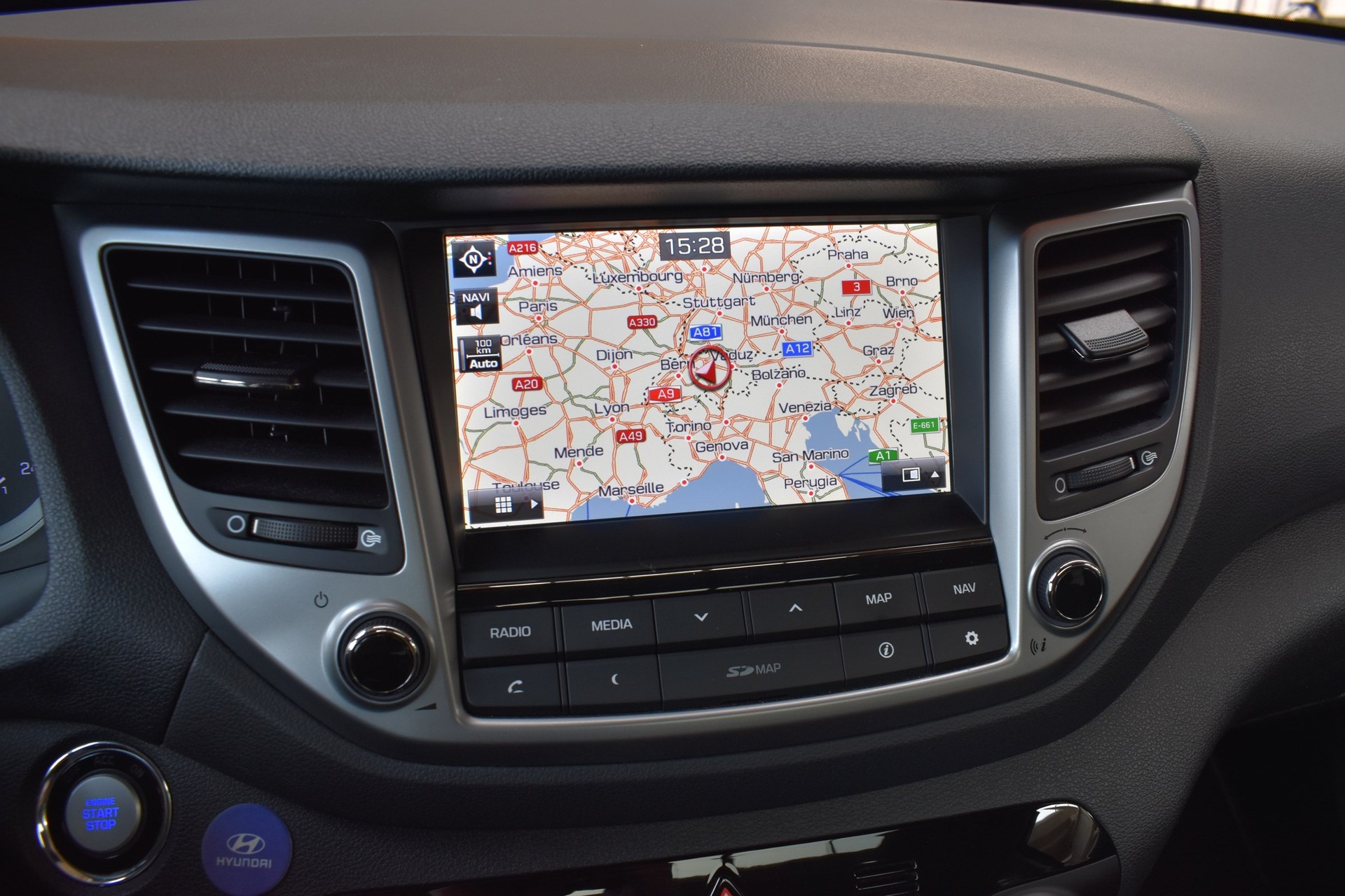 HYUNDAI Tucson 1.6 TGDI Vertex 4WD Automatic-image-17