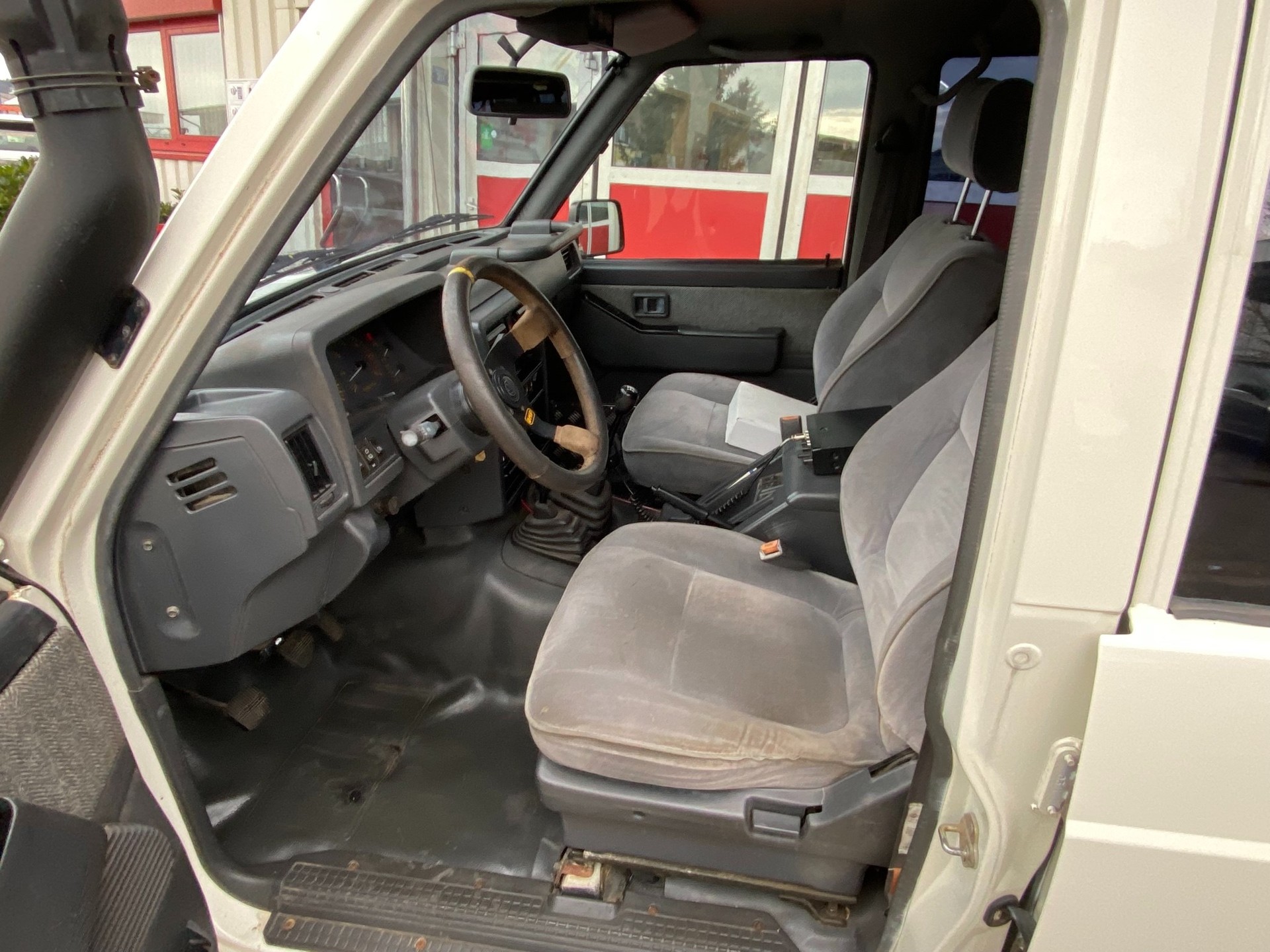 NISSAN Patrol GR 2.8 DL Wagon-image-20