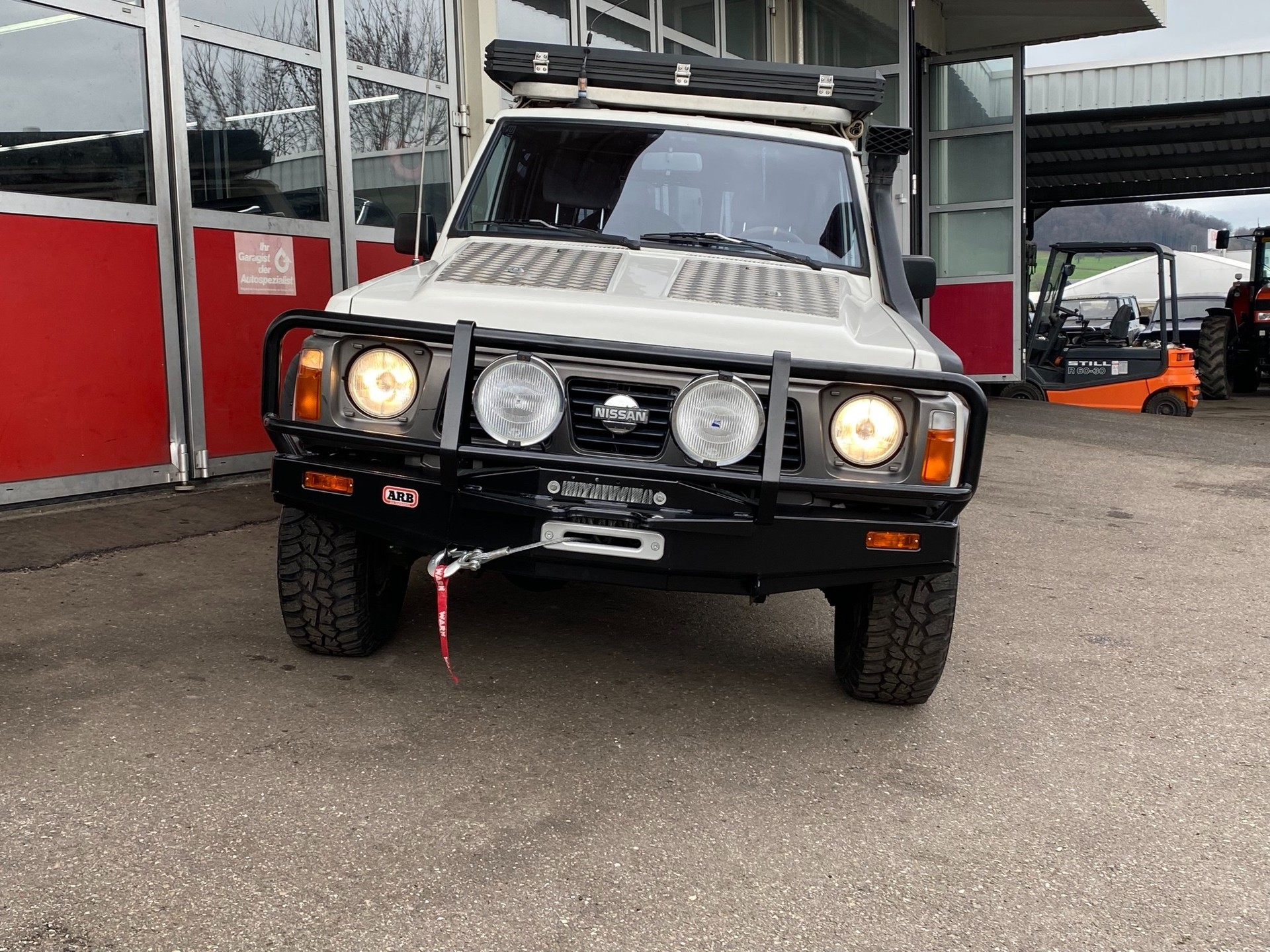 NISSAN Patrol GR 2.8 DL Wagon-image-2