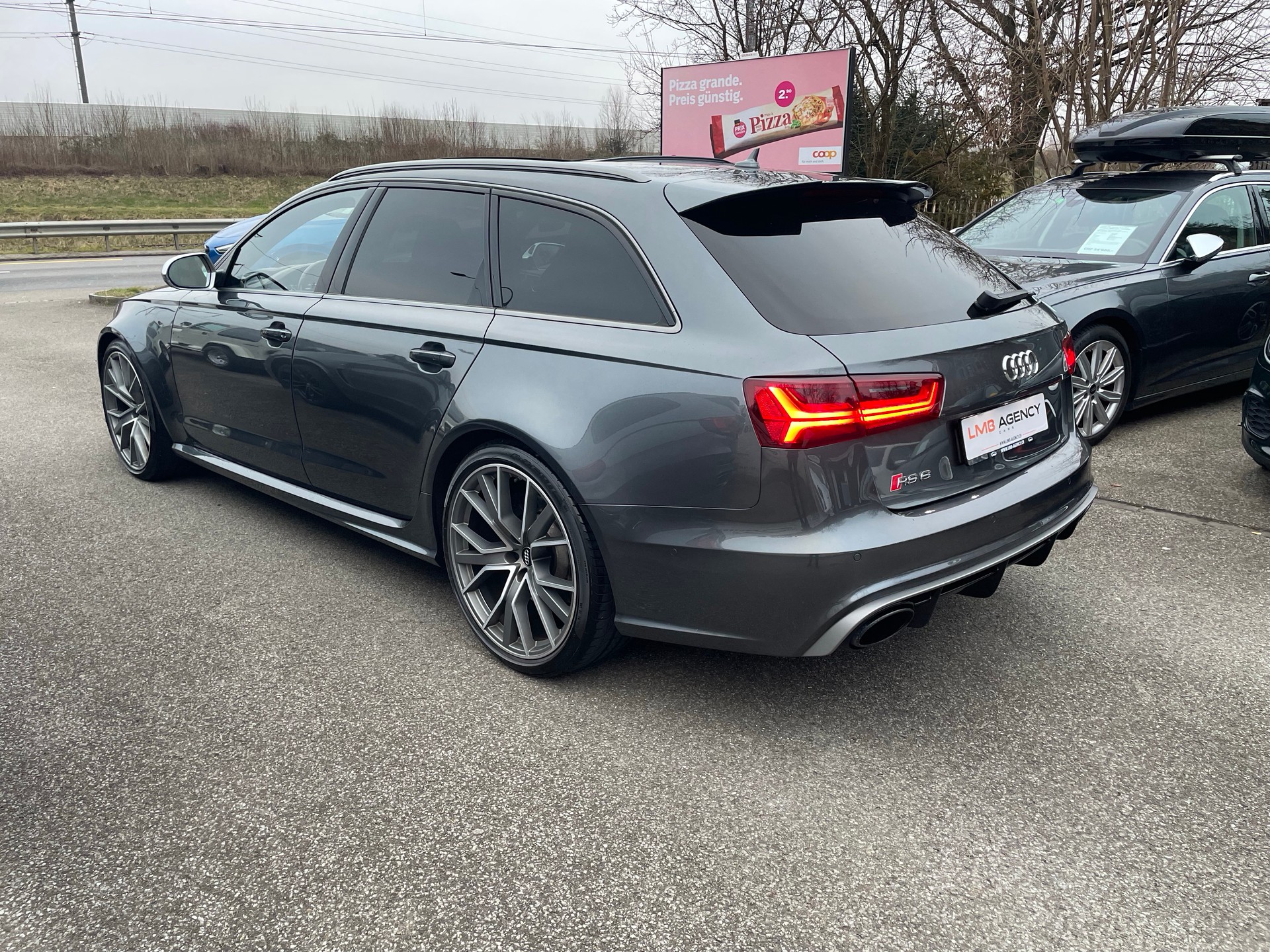 AUDI RS6 Avant 4.0 TFSI V8 performance quattro-image-3