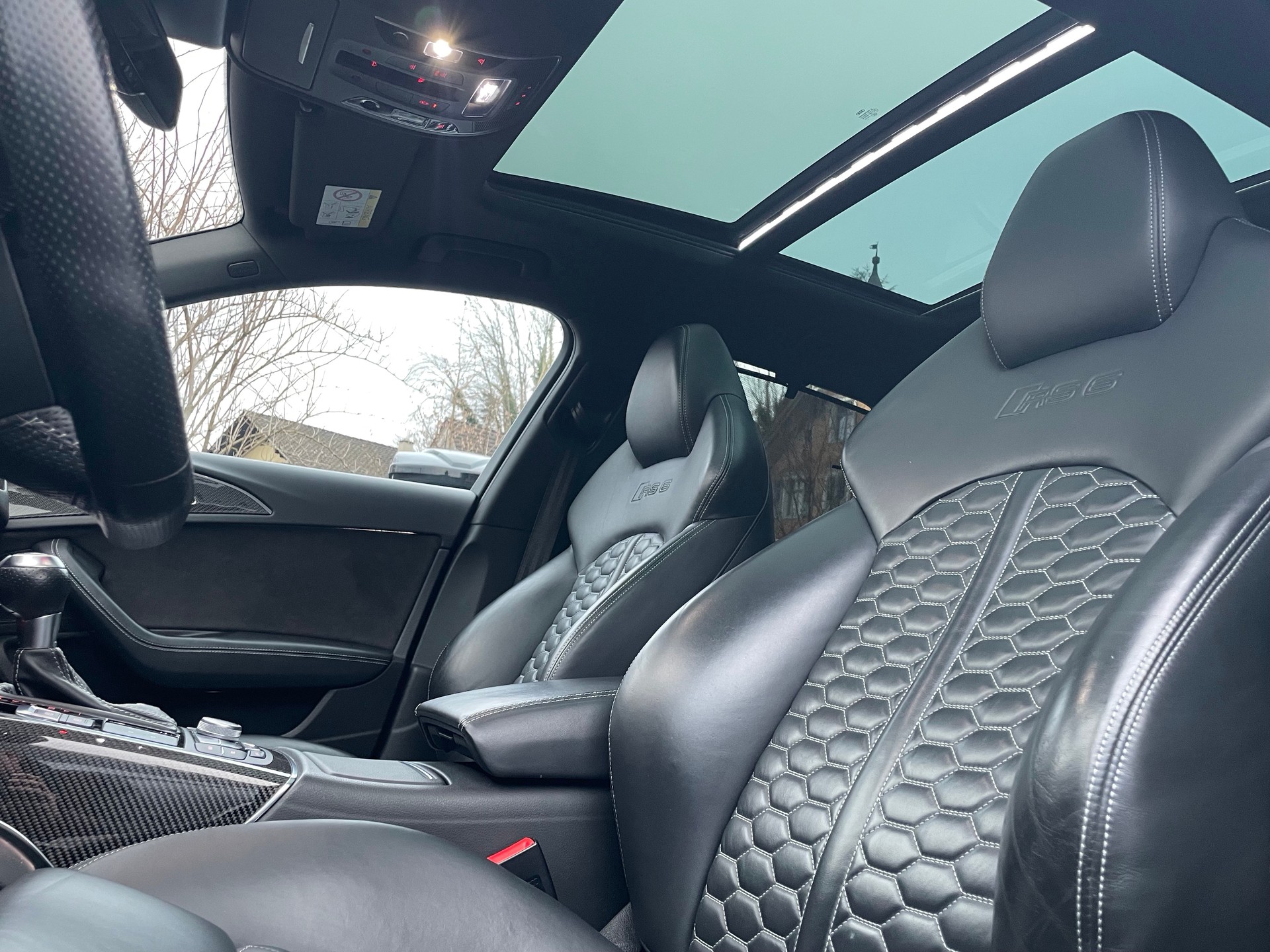 AUDI RS6 Avant 4.0 TFSI V8 performance quattro-image-8