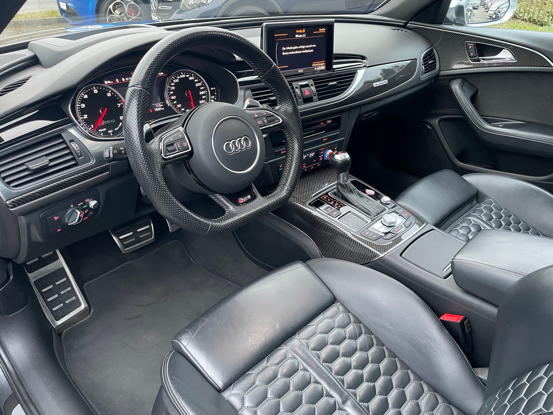 AUDI RS6 Avant 4.0 TFSI V8 performance quattro-image-7
