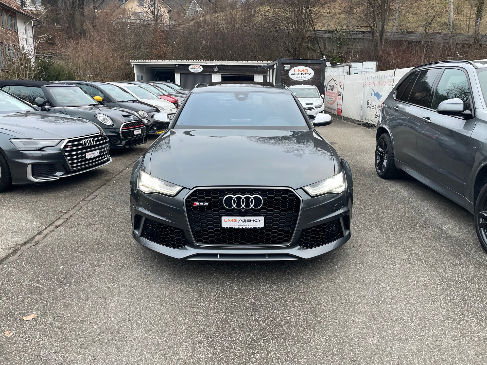 AUDI RS6 Avant 4.0 TFSI V8 performance quattro-image-1