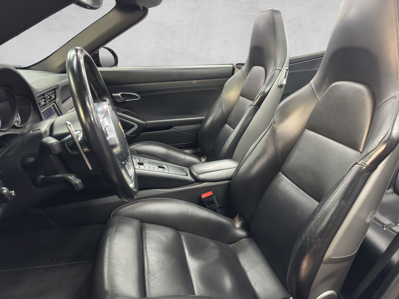 PORSCHE 911 Turbo Cabrio PDK-image-11