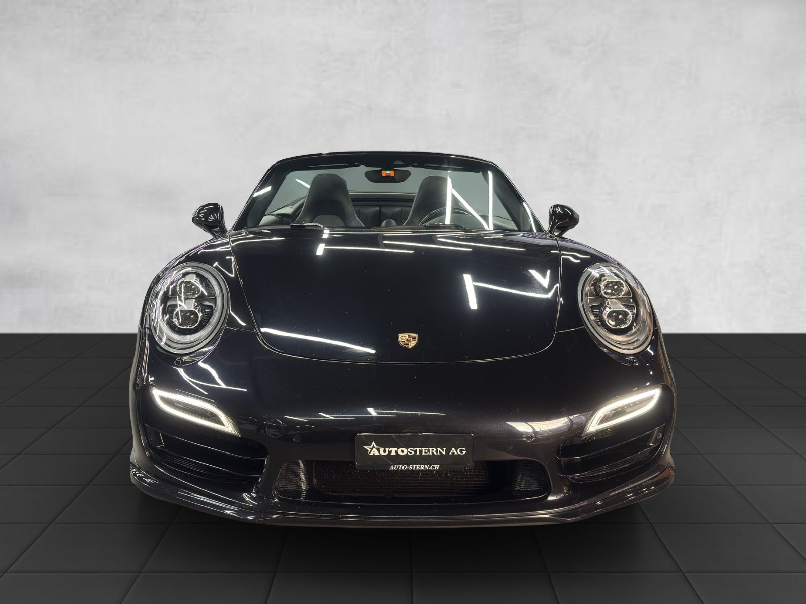 PORSCHE 911 Turbo Cabrio PDK-image-1