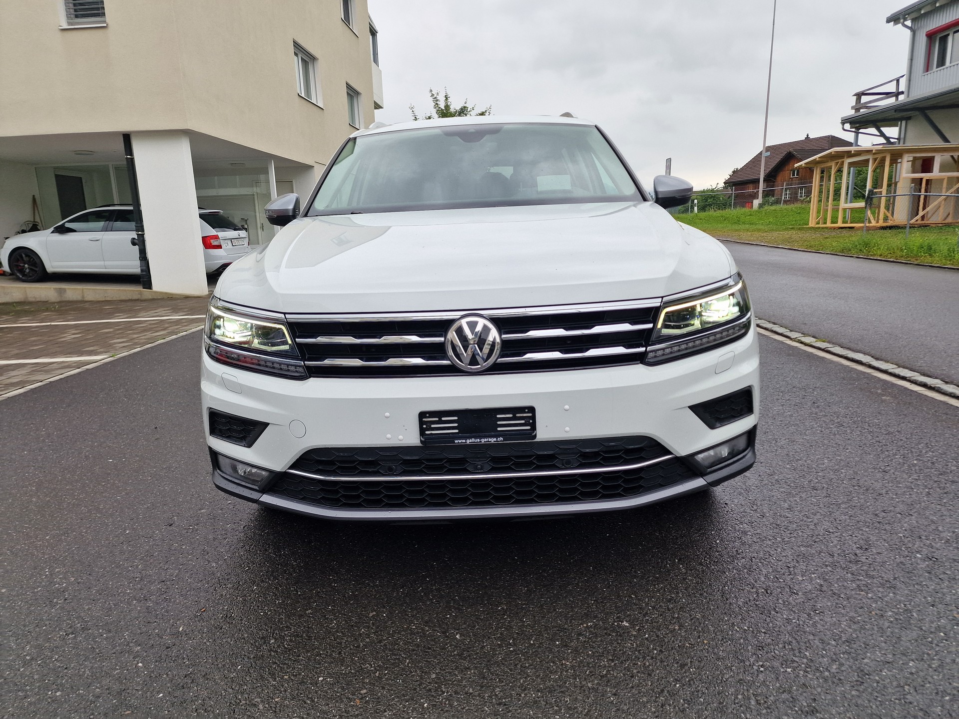 VW Tiguan Allspace 2.0 TDI SCR Highline 4Motion DSG 24Mt Gara 8xBereift-image-1