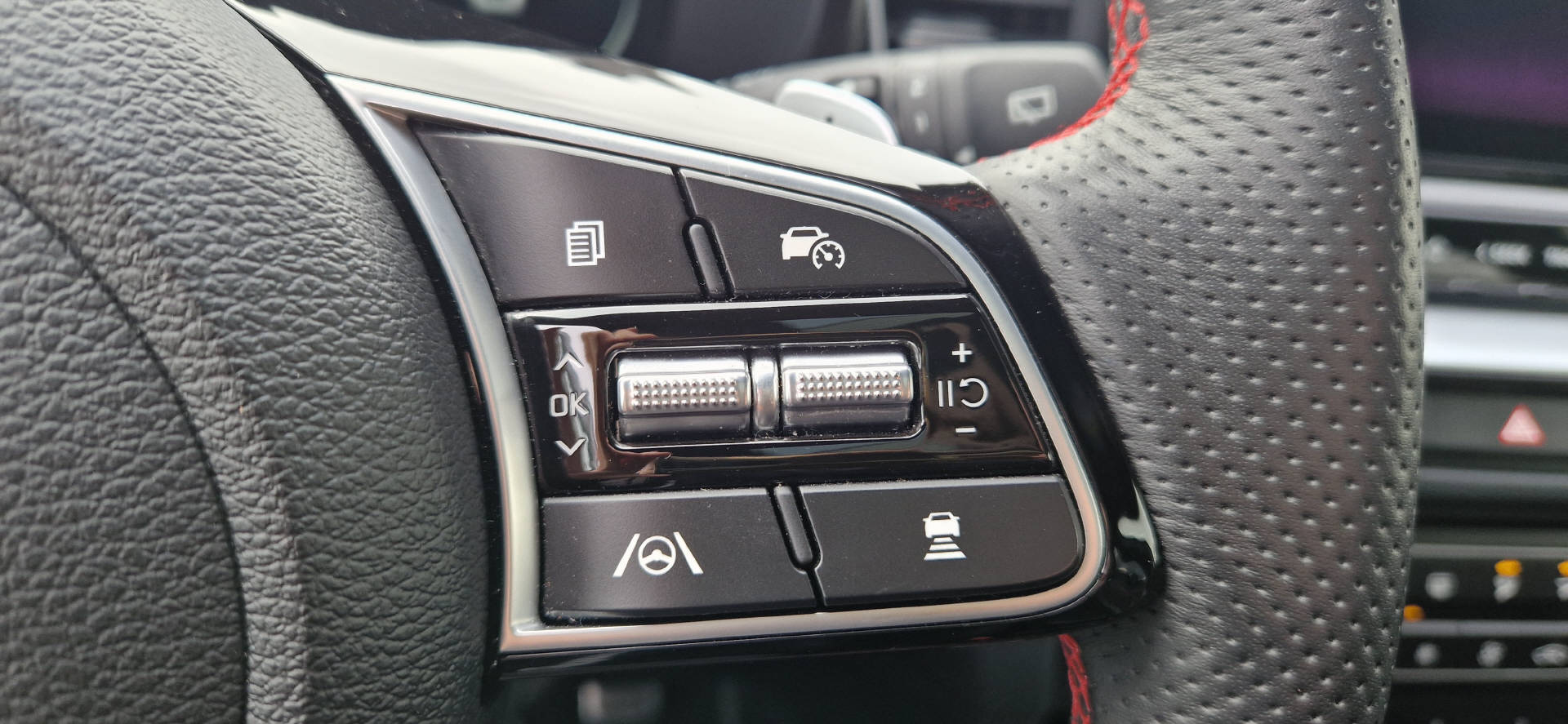 KIA ProCeed 1.6 T-GDi GT-image-7