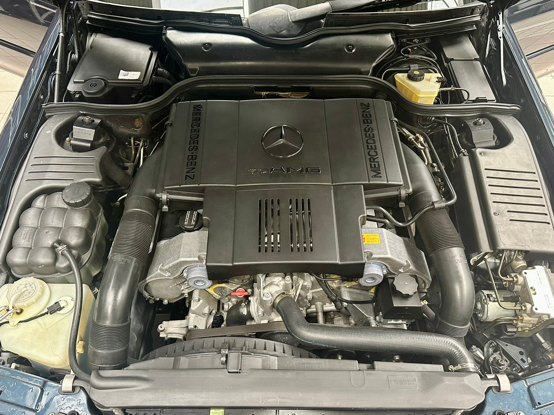MERCEDES-BENZ SL 60 AMG mit Modellpflege-image-17
