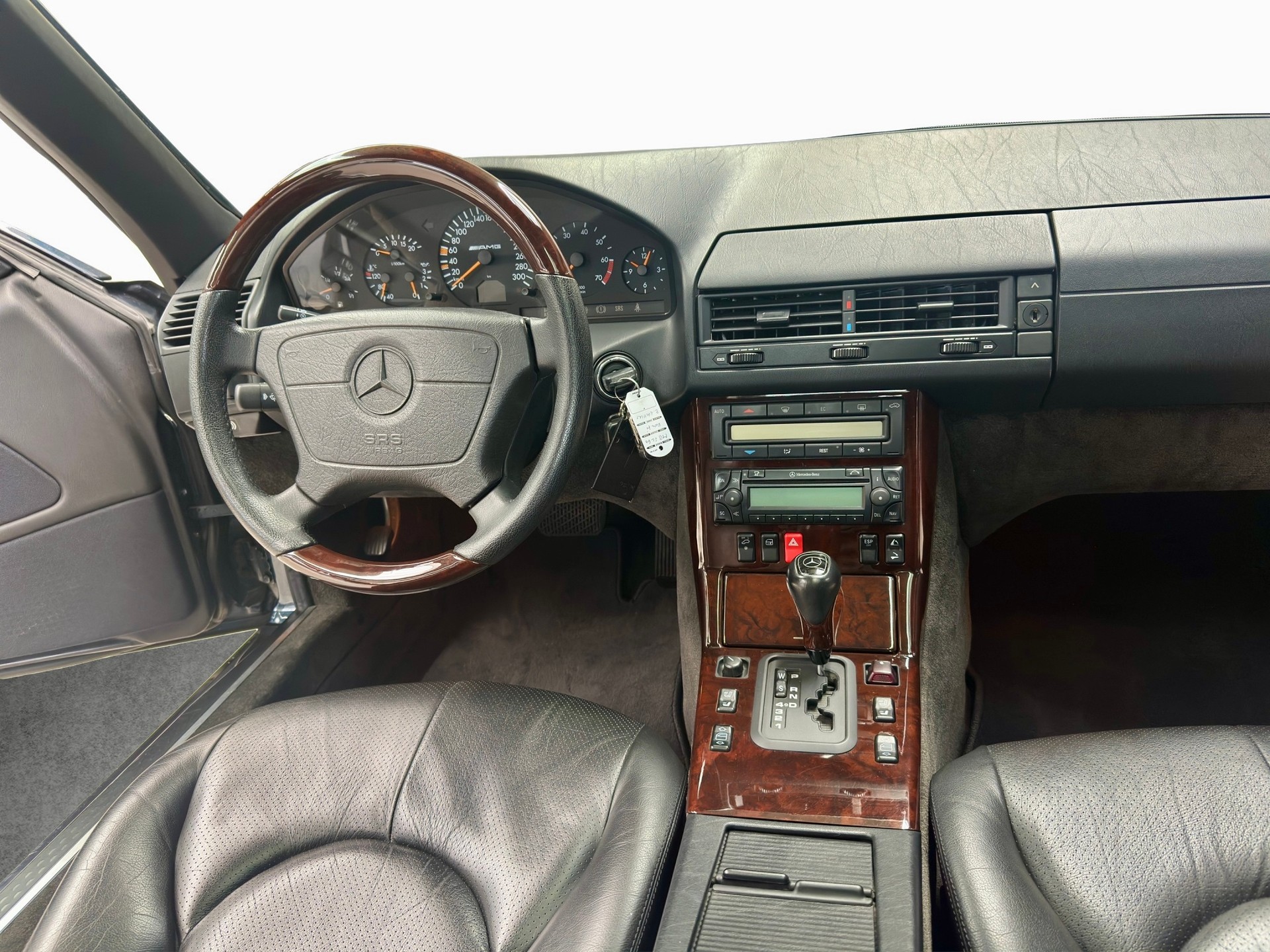 MERCEDES-BENZ SL 60 AMG mit Modellpflege-image-11