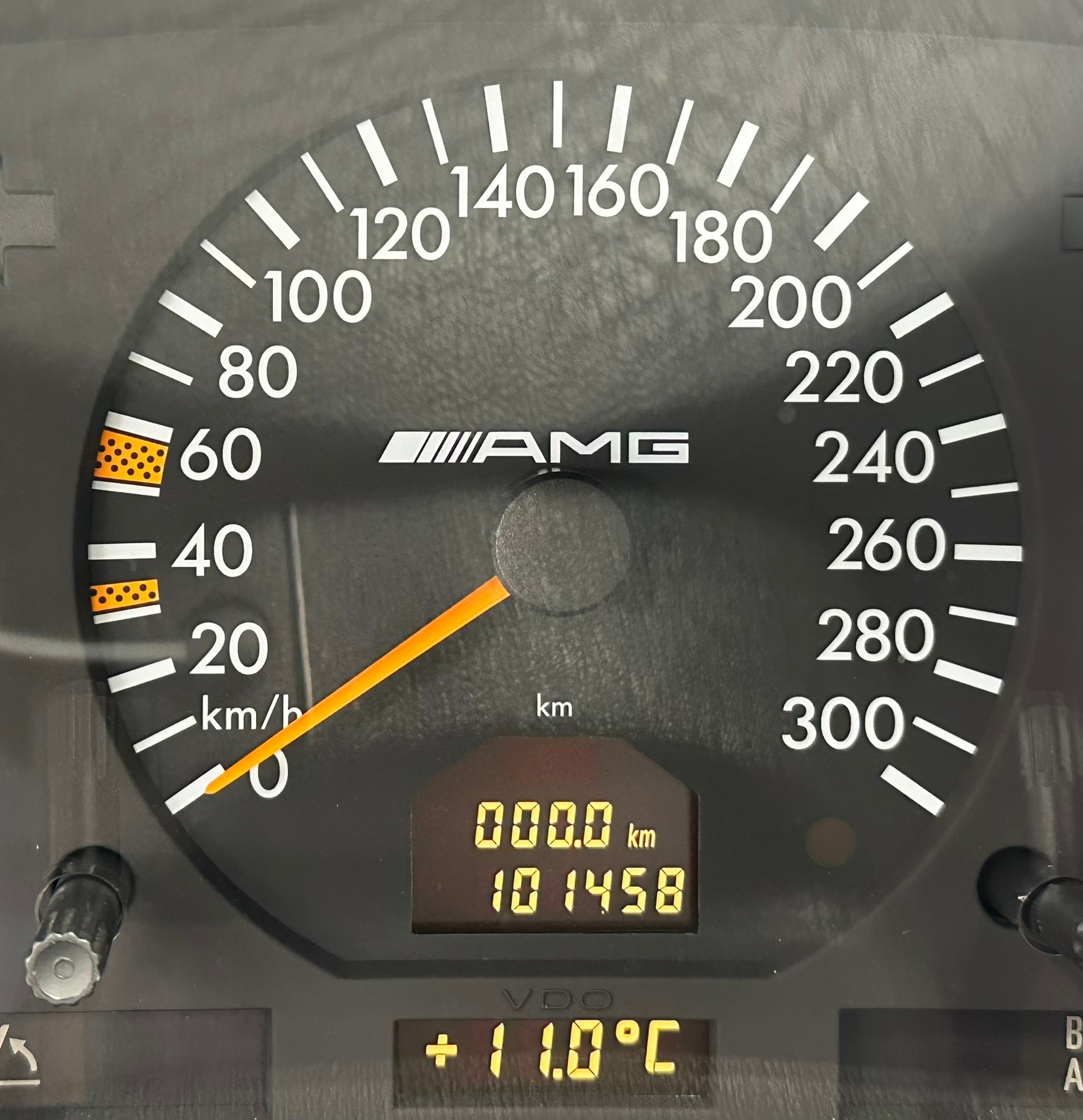 MERCEDES-BENZ SL 60 AMG mit Modellpflege-image-14