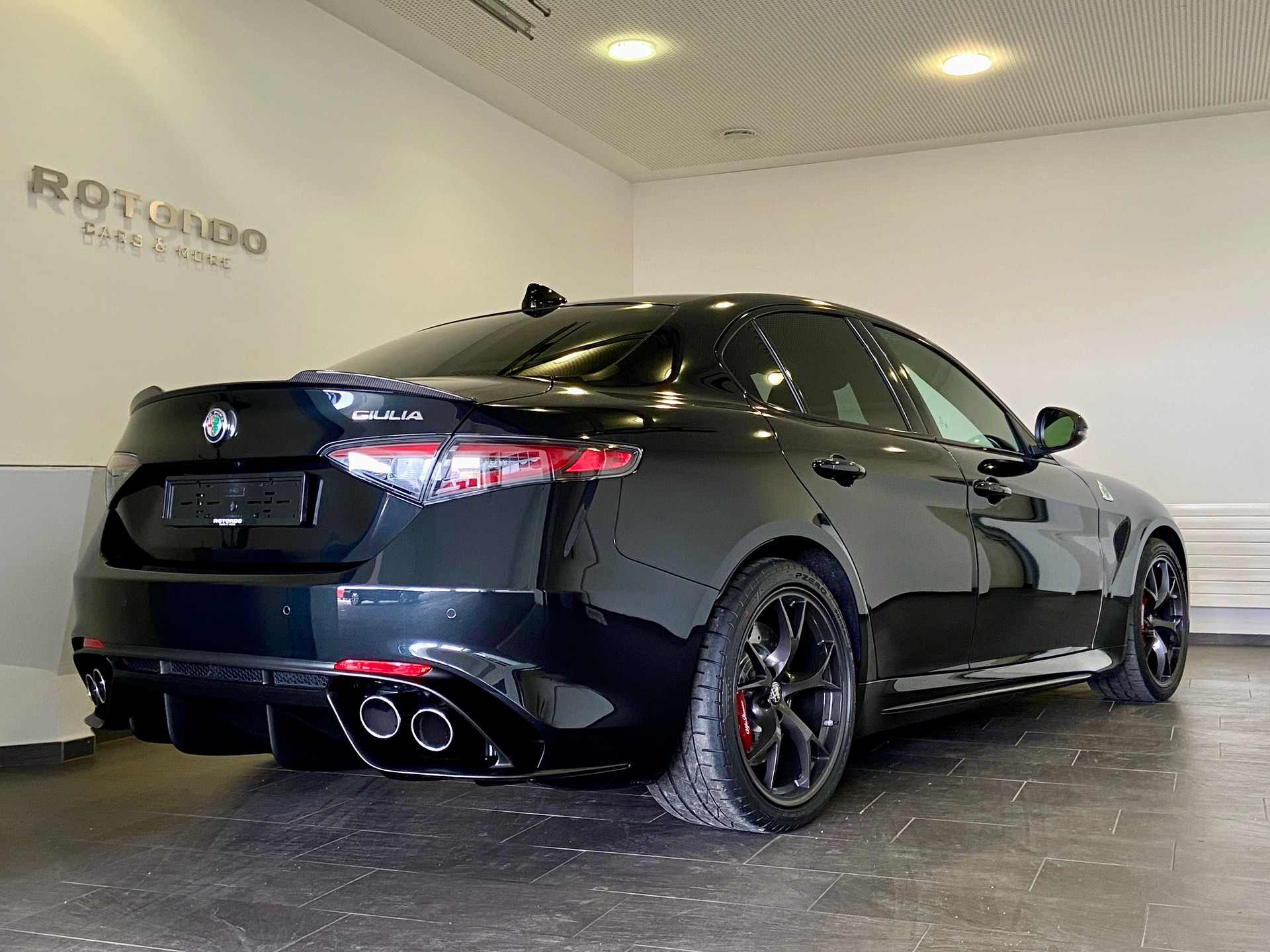 ALFA ROMEO Giulia 2.9 V6 Quadrifoglio-image-1
