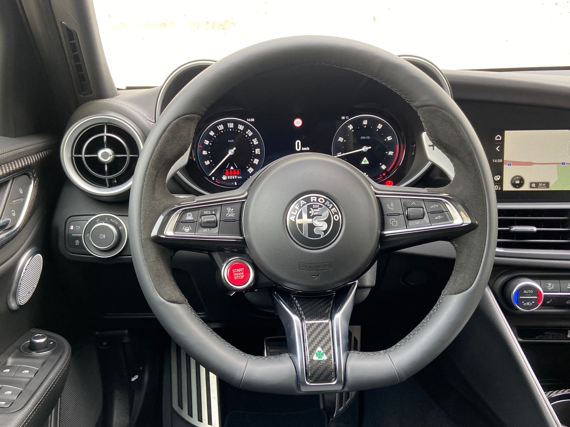 ALFA ROMEO Giulia 2.9 V6 Quadrifoglio-image-14