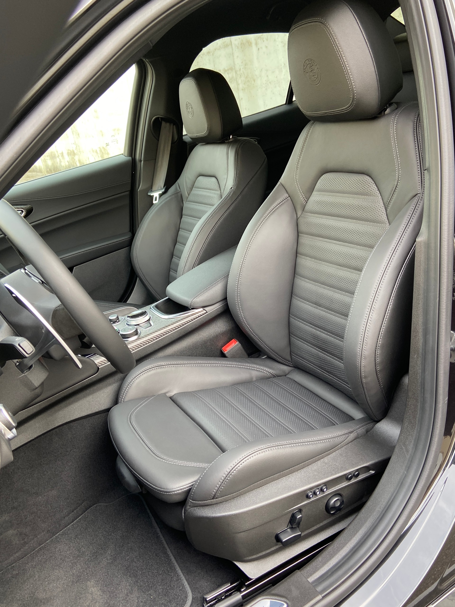 ALFA ROMEO Giulia 2.9 V6 Quadrifoglio-image-9