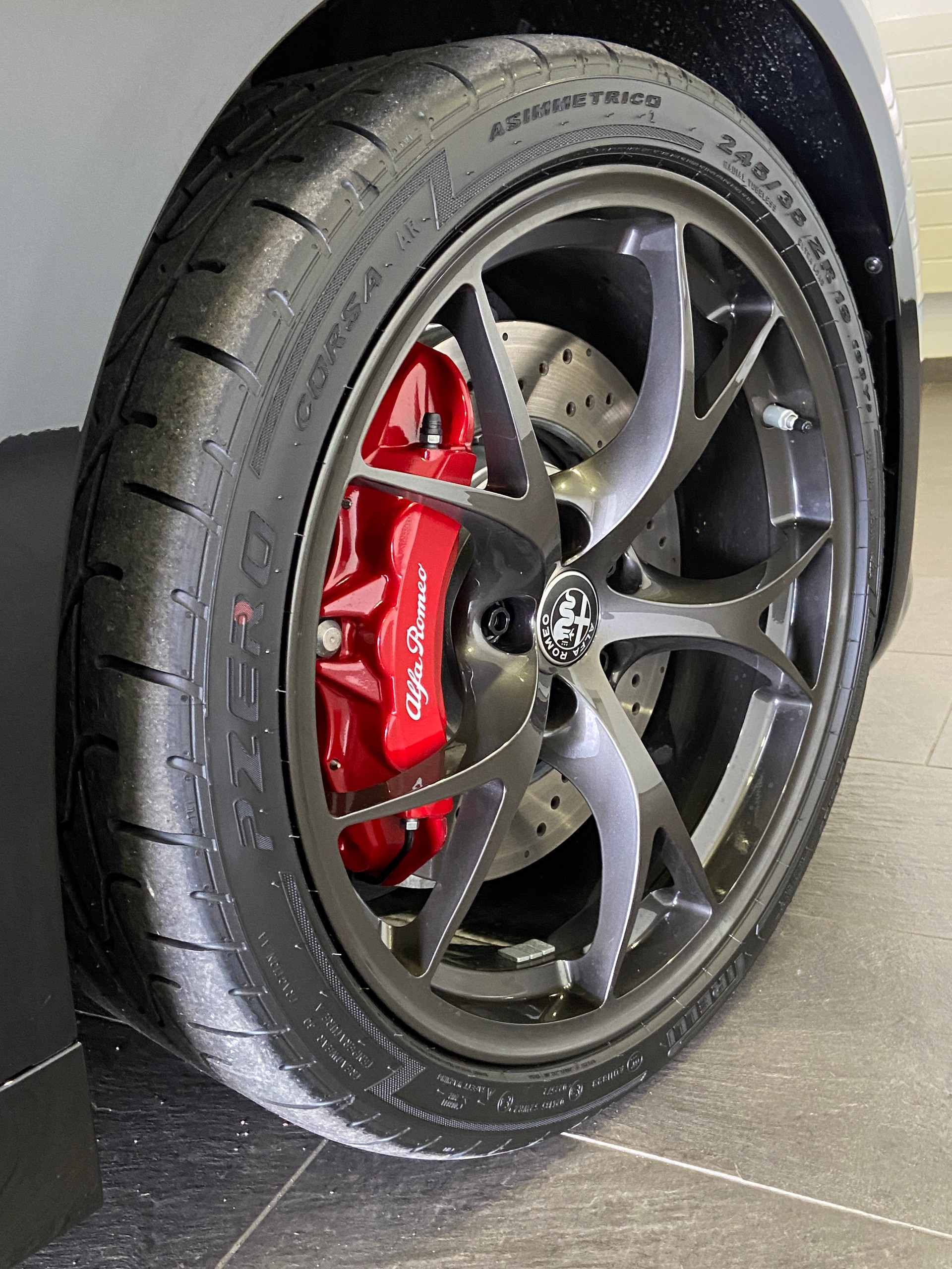 ALFA ROMEO Giulia 2.9 V6 Quadrifoglio-image-6