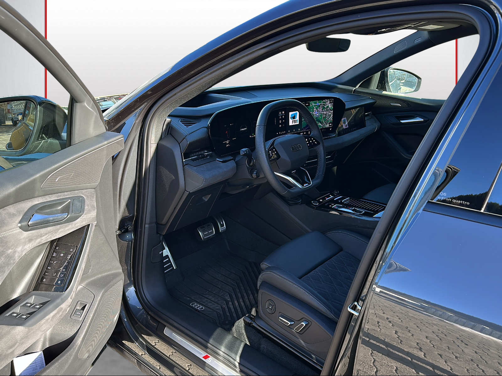 AUDI Q6 e-tron quattro-image-5
