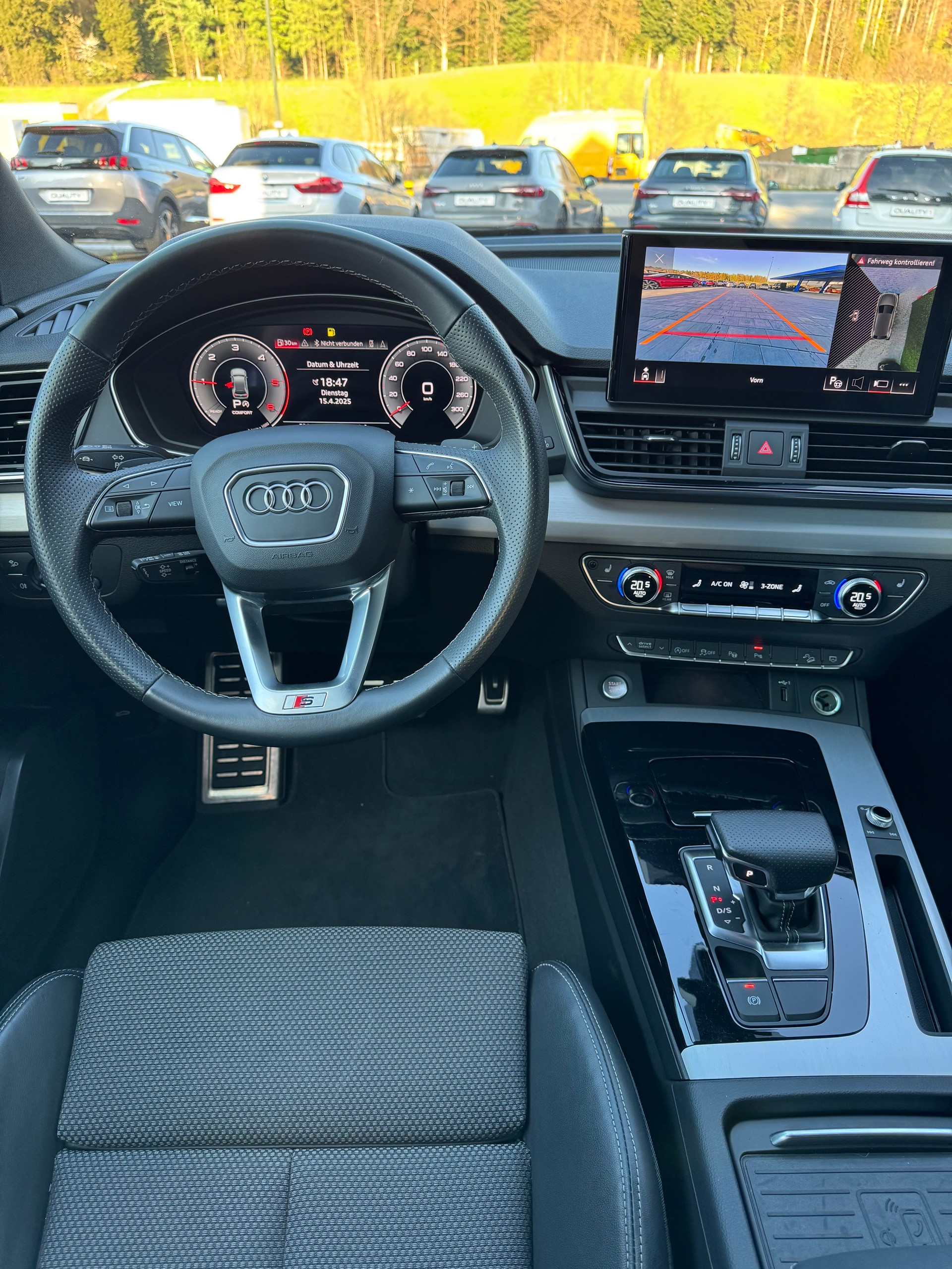 AUDI Q5 40 TDI S-line quattro S-tronic-image-8