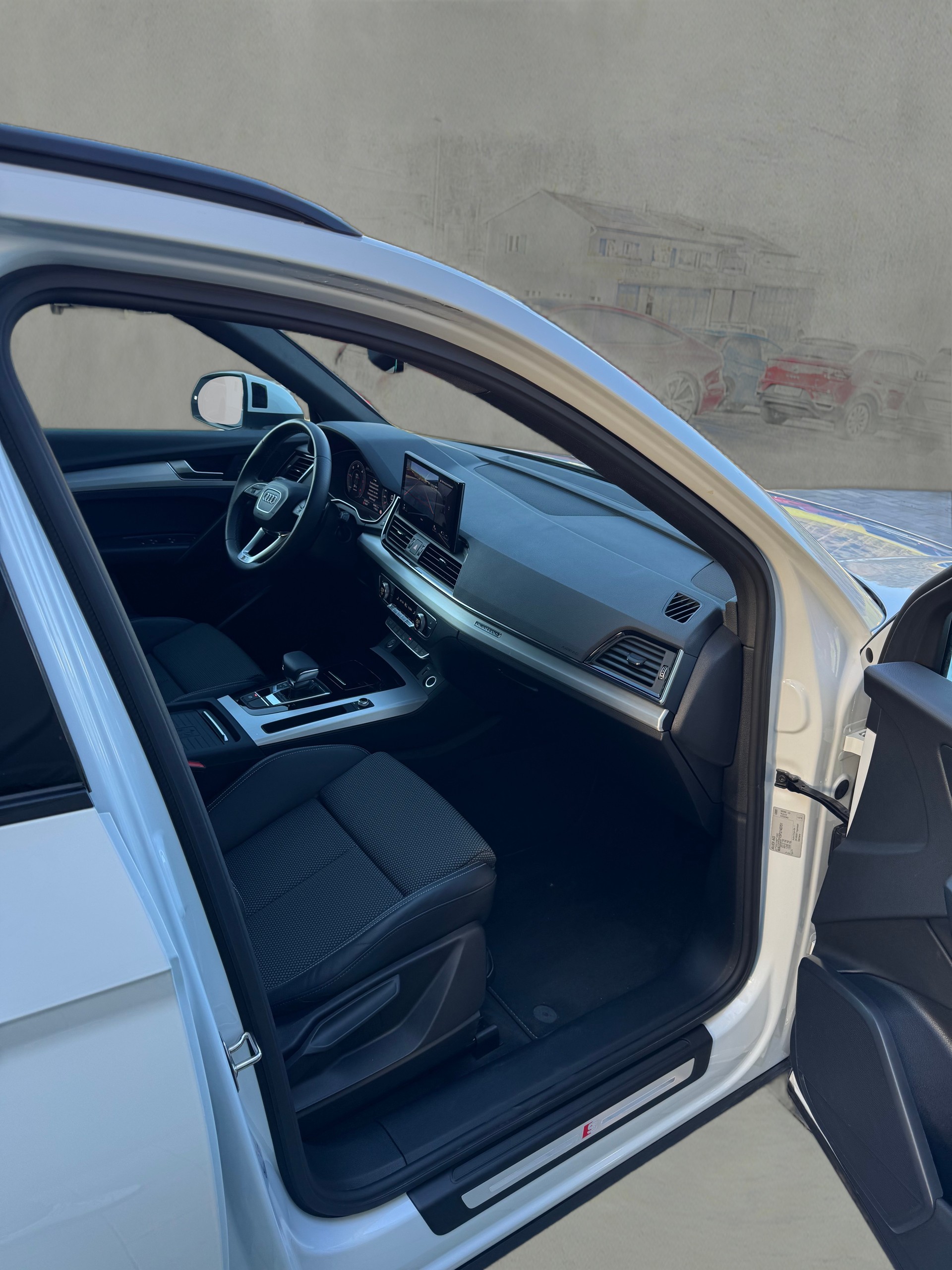 AUDI Q5 40 TDI S-line quattro S-tronic-image-12