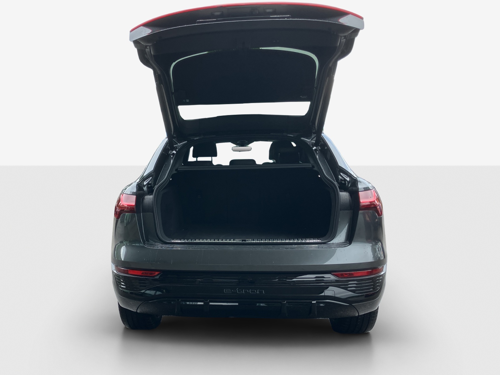 AUDI Q8 Sportback 55 e-tron Black Edition quattro-image-14