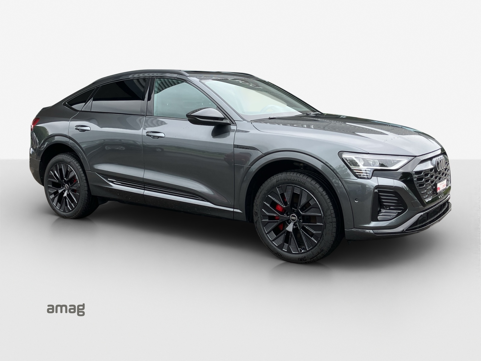 AUDI Q8 Sportback 55 e-tron Black Edition quattro-image-7