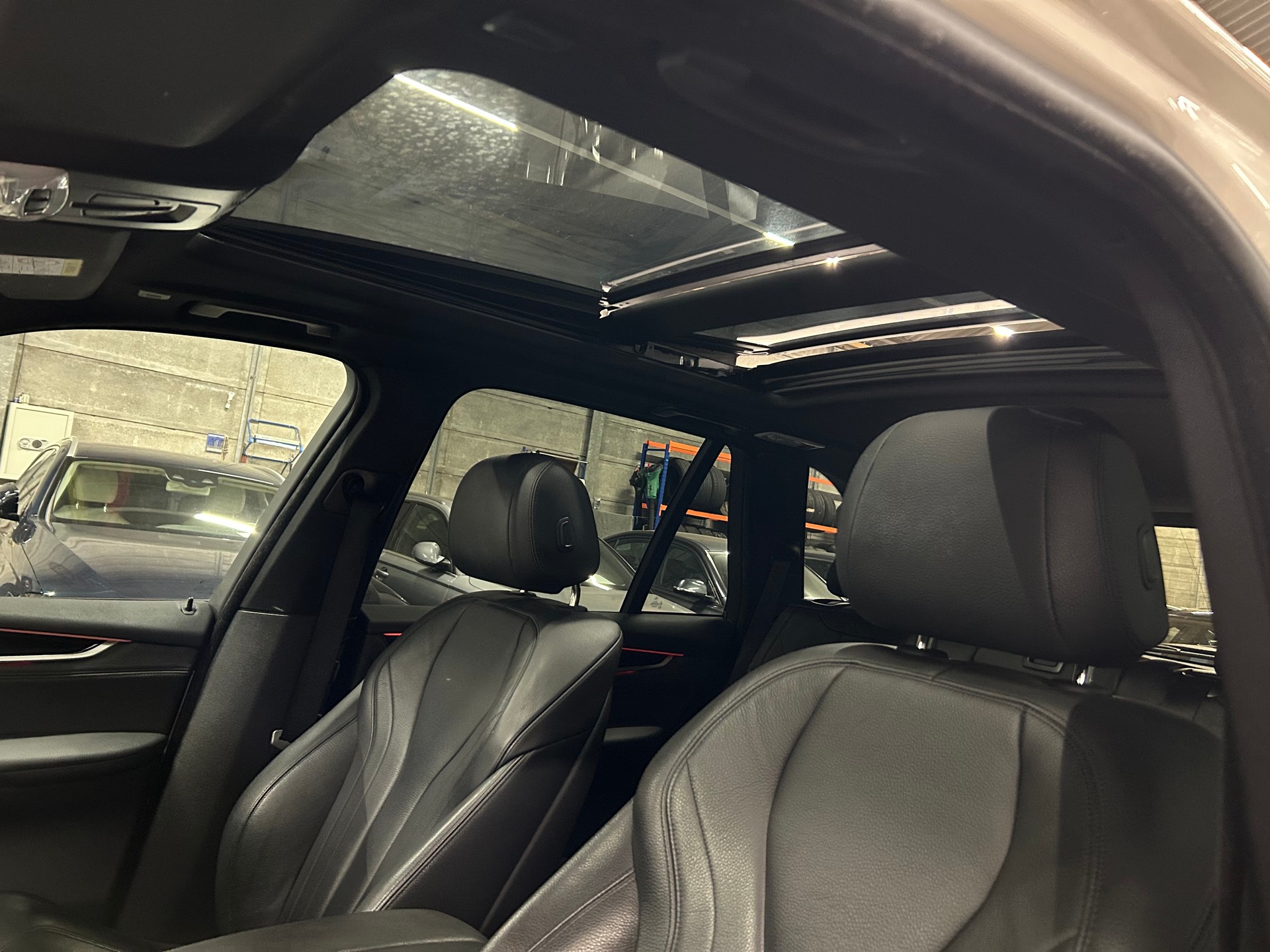 BMW X5 xDrive M50d Steptronic-image-10