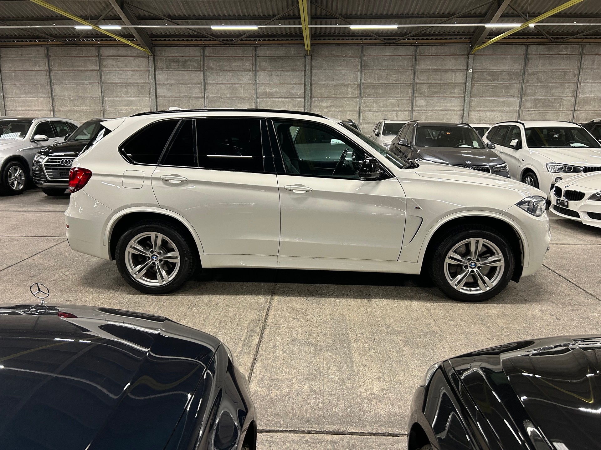 BMW X5 xDrive M50d Steptronic-image-2