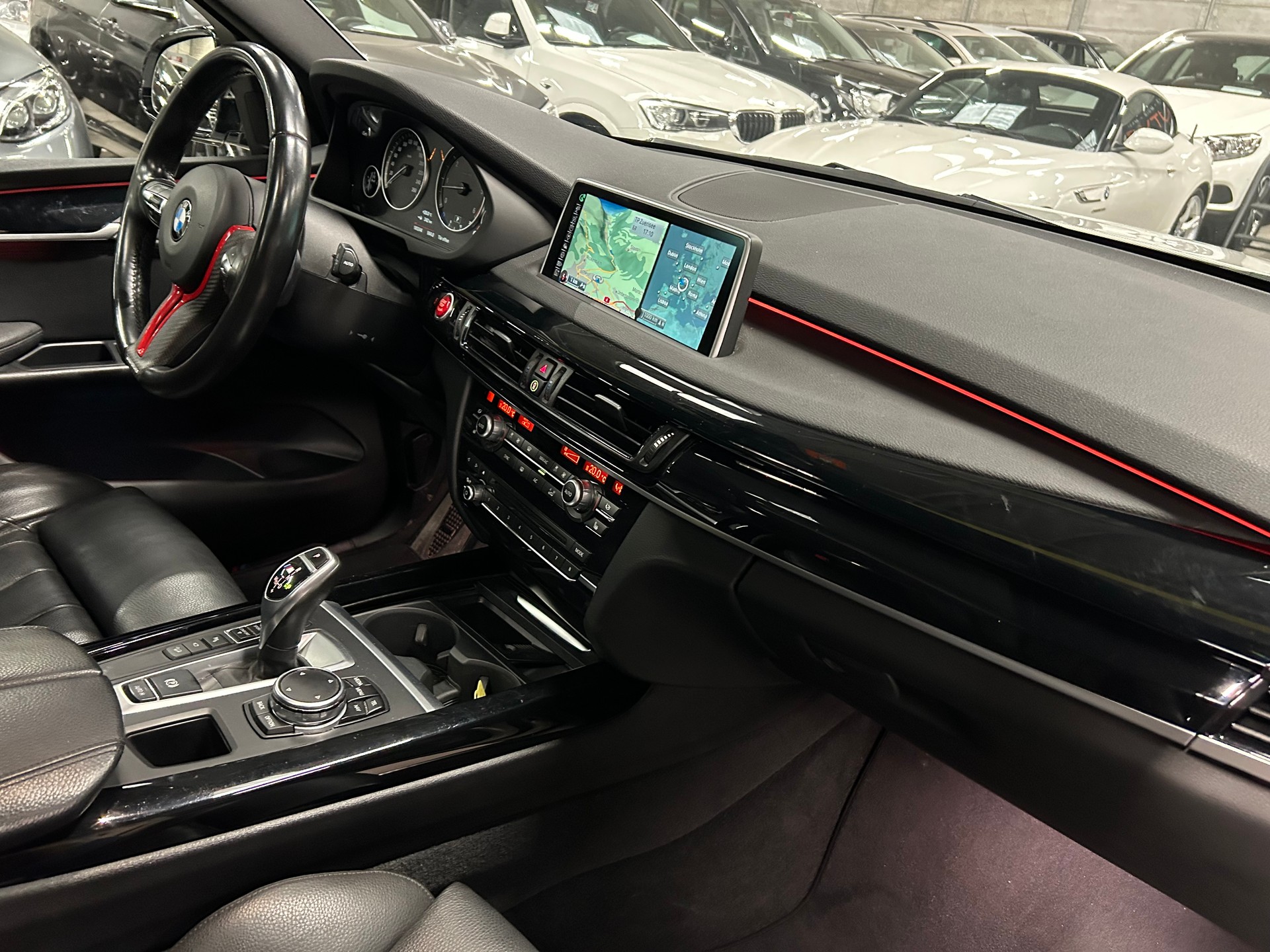 BMW X5 xDrive M50d Steptronic-image-12