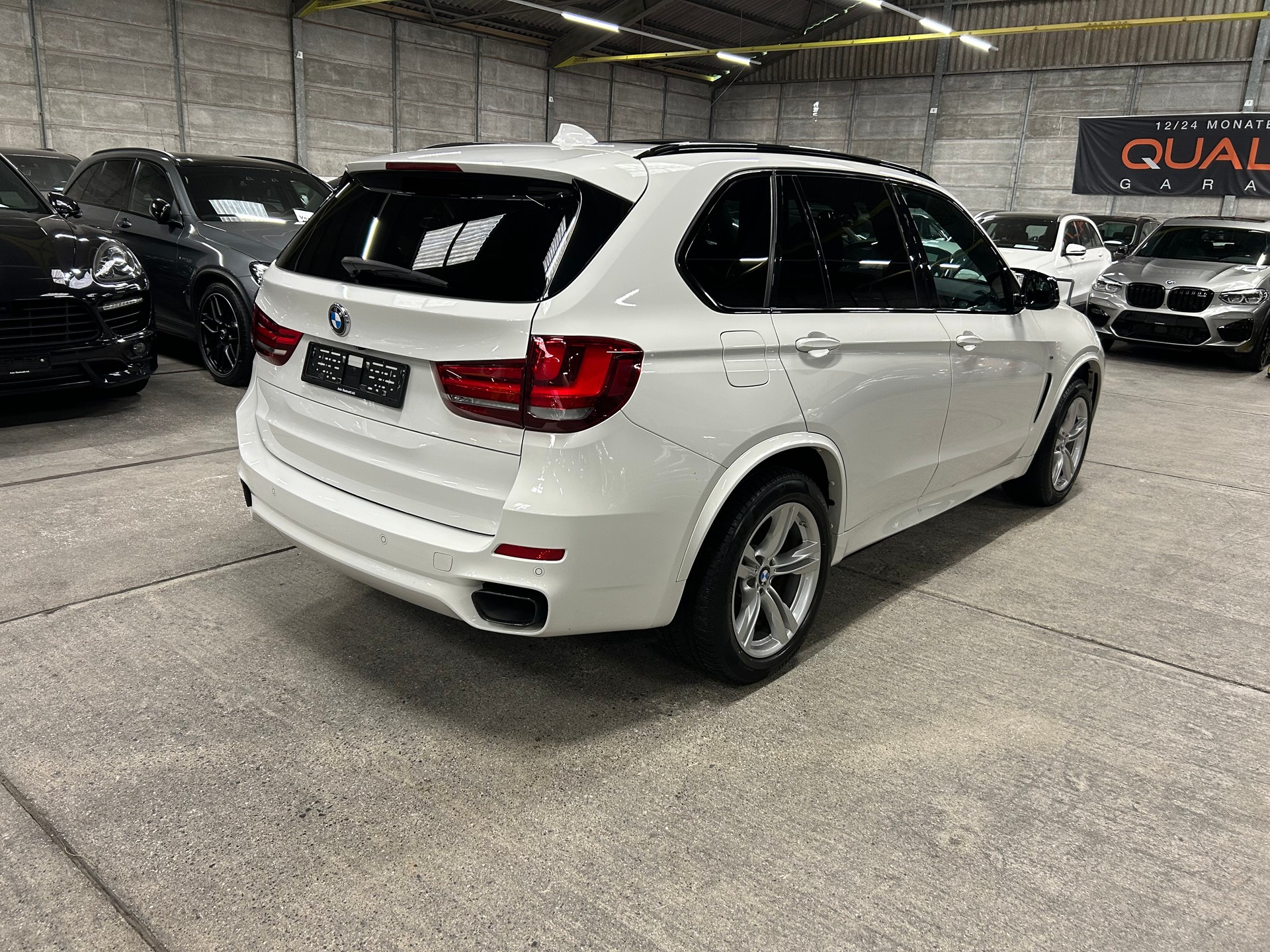 BMW X5 xDrive M50d Steptronic-image-3