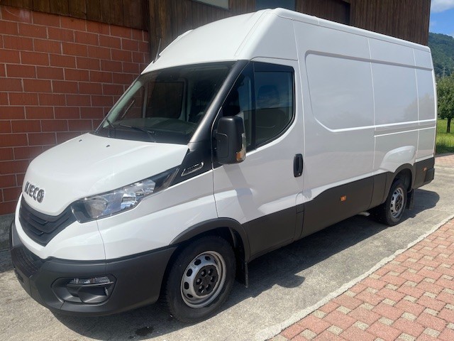 IVECO 35S16VA8 3520L H2-image-0