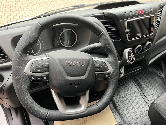 IVECO 35S16VA8 3520L H2-image-3