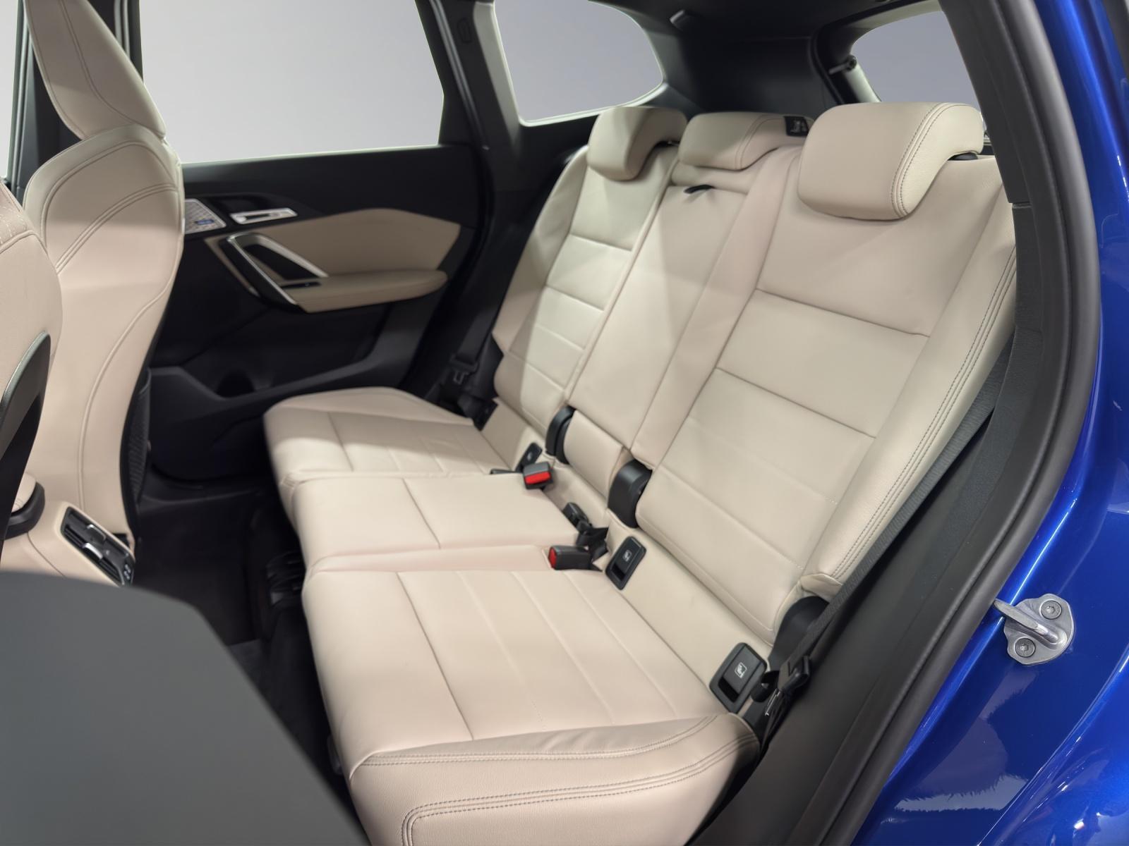 BMW X1 xDrive 23i MSport-image-11