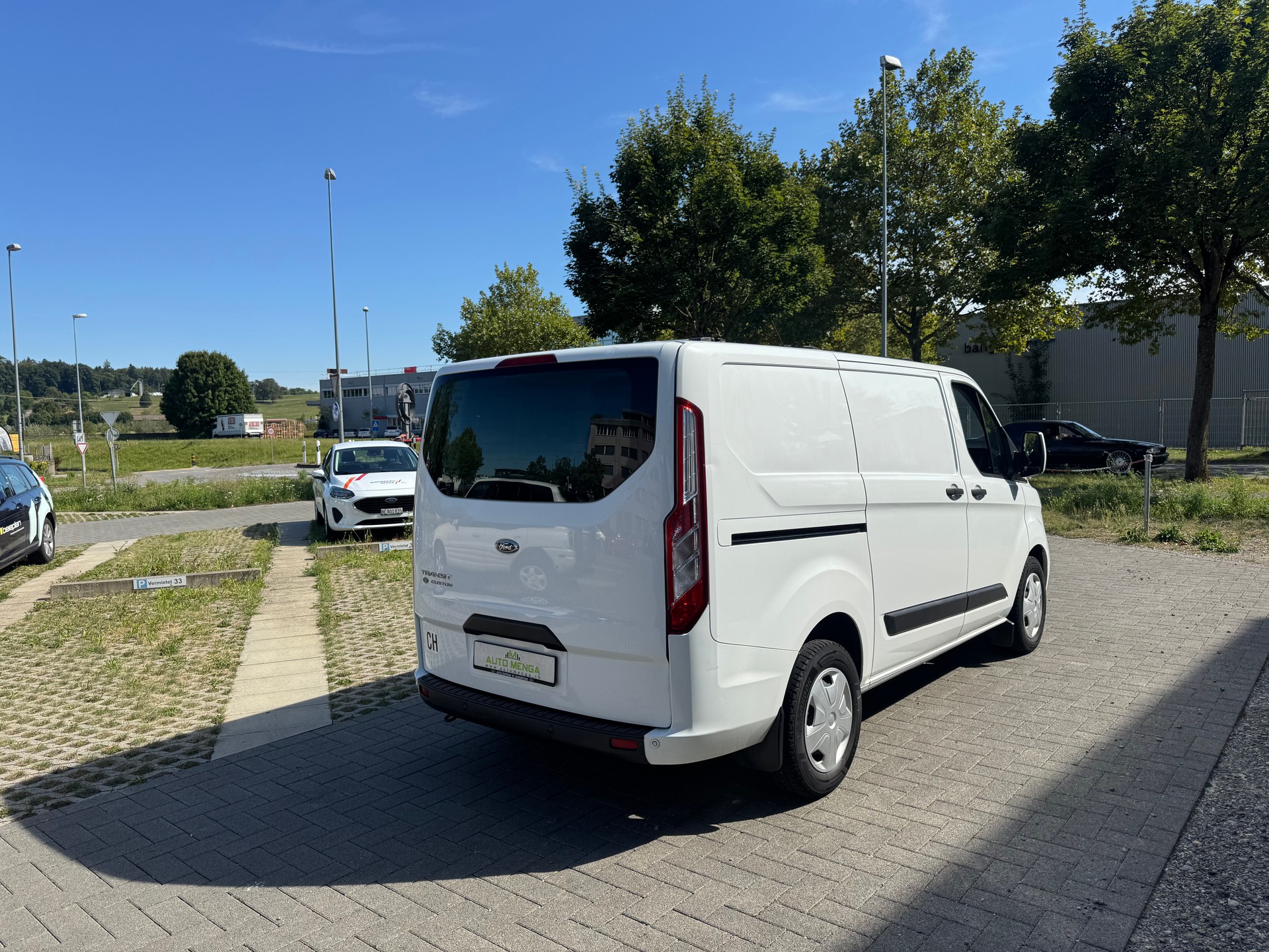 FORD Transit Custom Van 340 L1H1 Trend-image-4