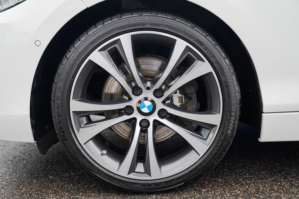 BMW 220i Sport Line Steptronic-image-21