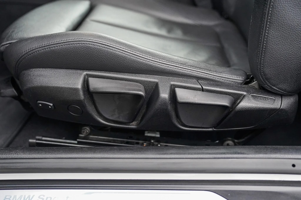 BMW 220i Sport Line Steptronic-image-28