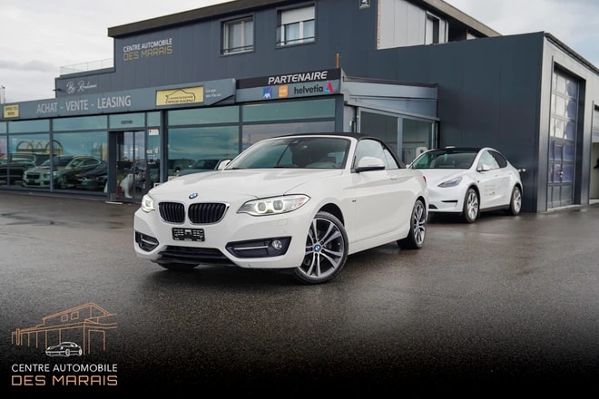 BMW 220i Sport Line Steptronic-image-0