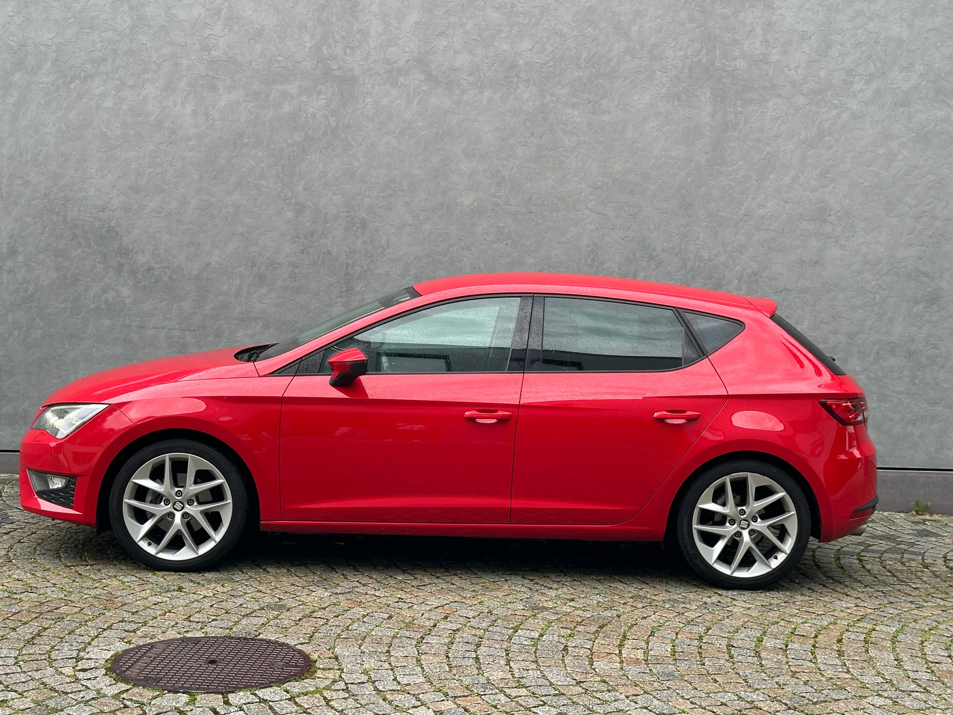 SEAT Leon 2.0 TDI FR Line DSG-image-5