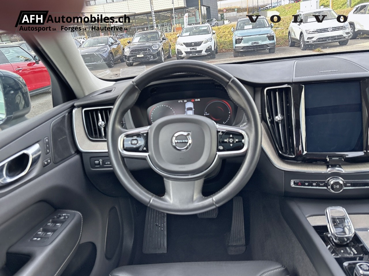 VOLVO XC60 2.0 T8 TE Inscription eAWD-image-10