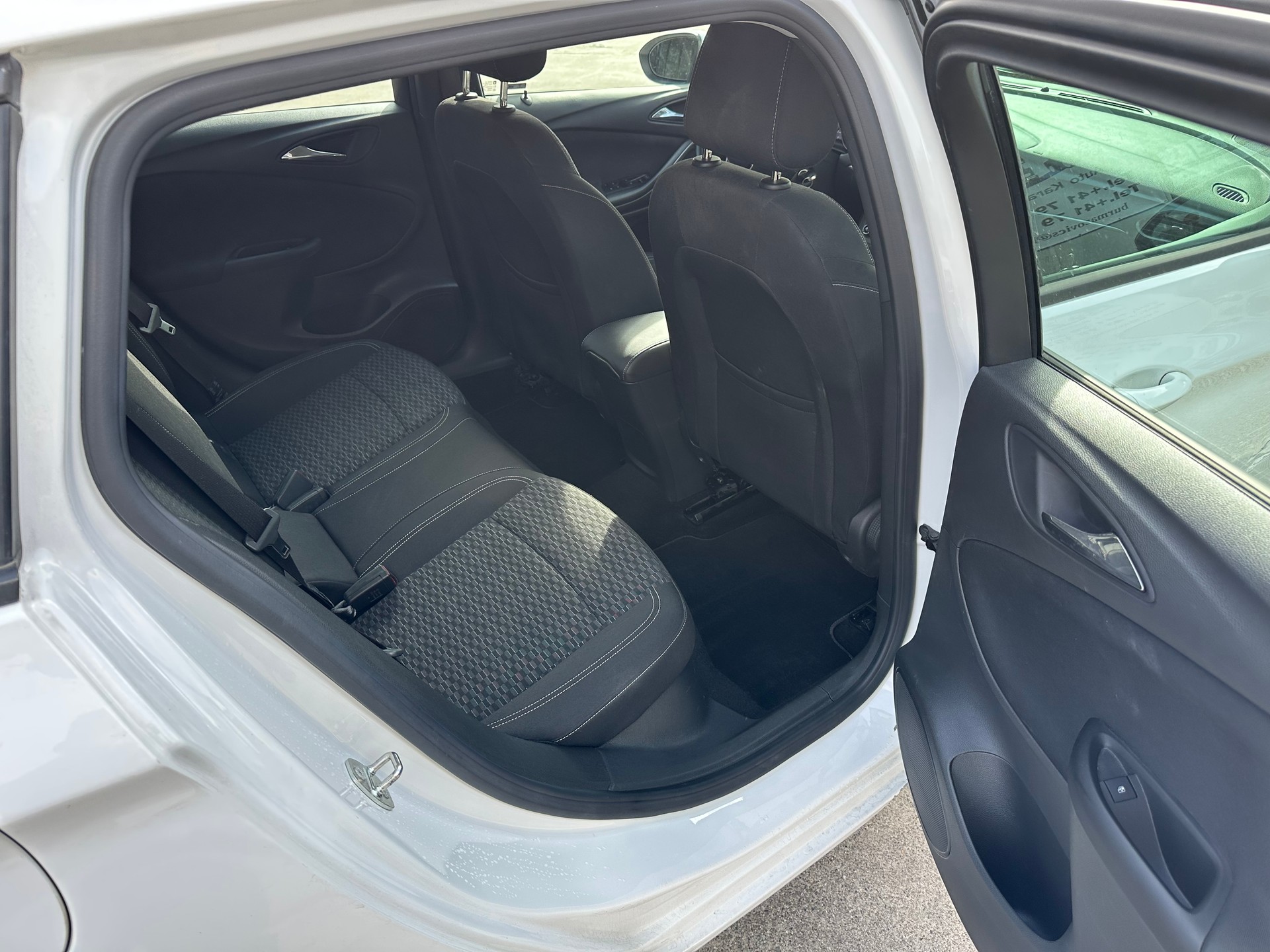 OPEL Astra Sports Tourer 1.4i Turbo Enjoy Automatic-image-10