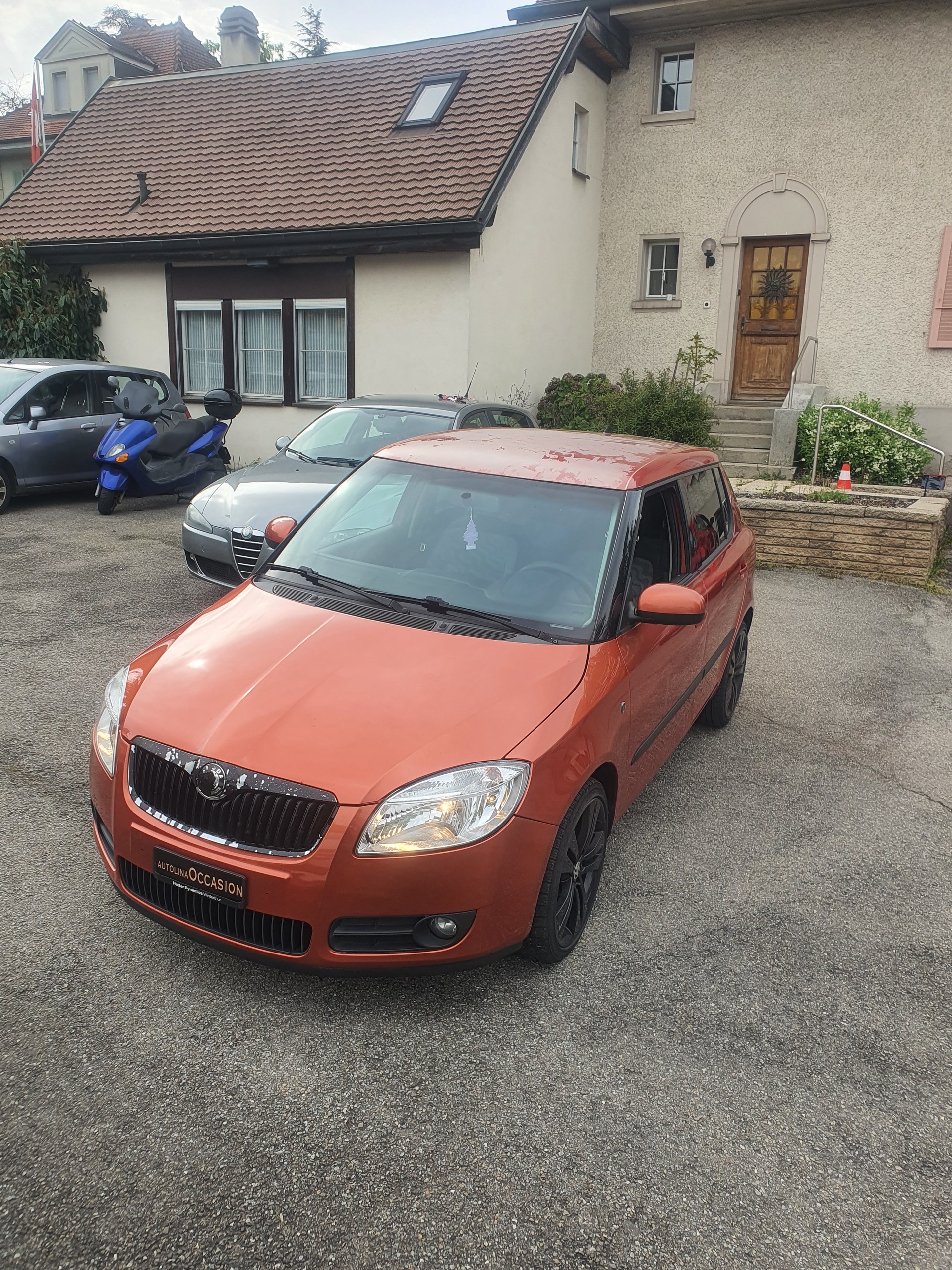 SKODA Fabia 1.4 TDI Elegance-image-6