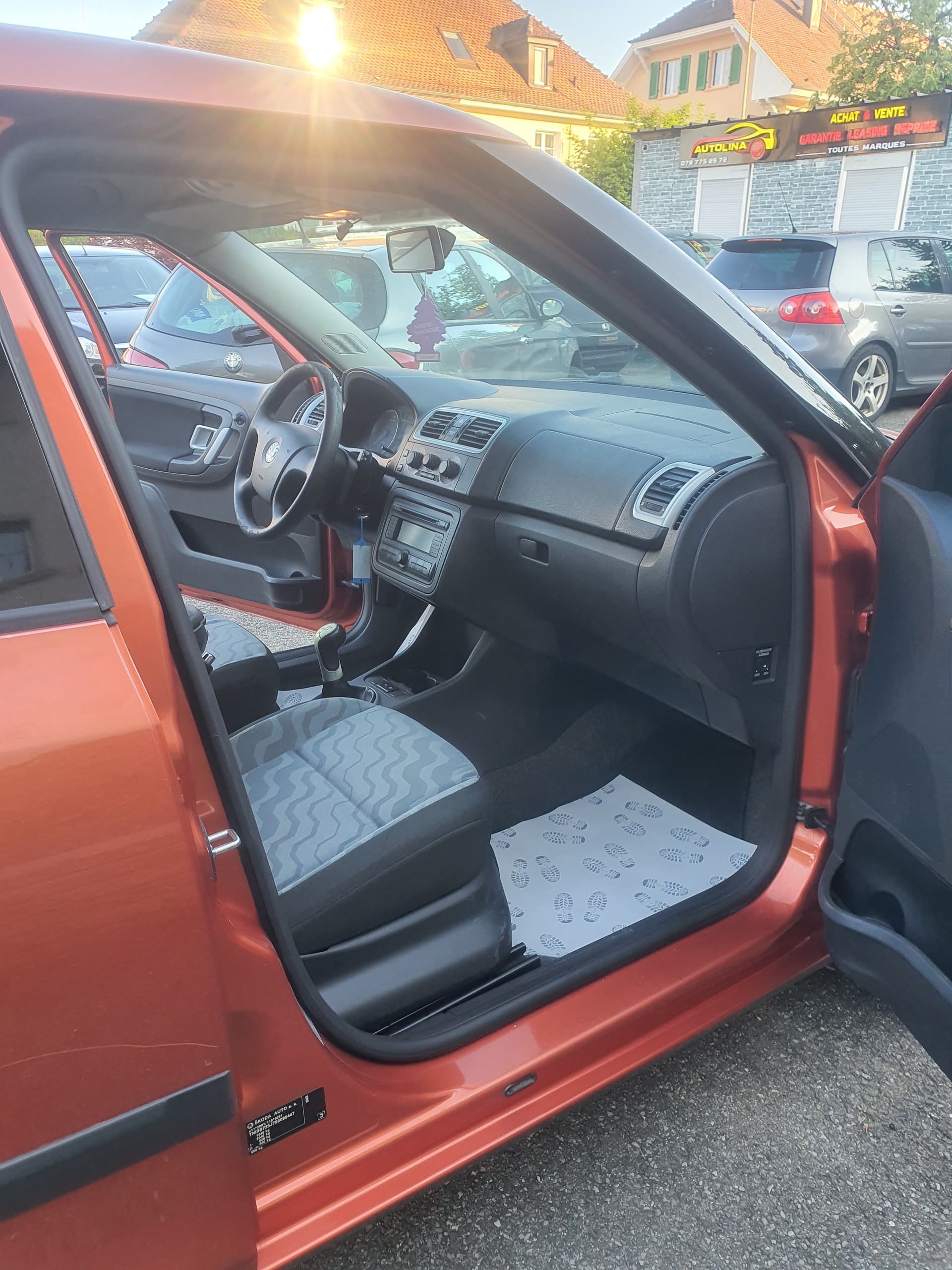SKODA Fabia 1.4 TDI Elegance-image-8
