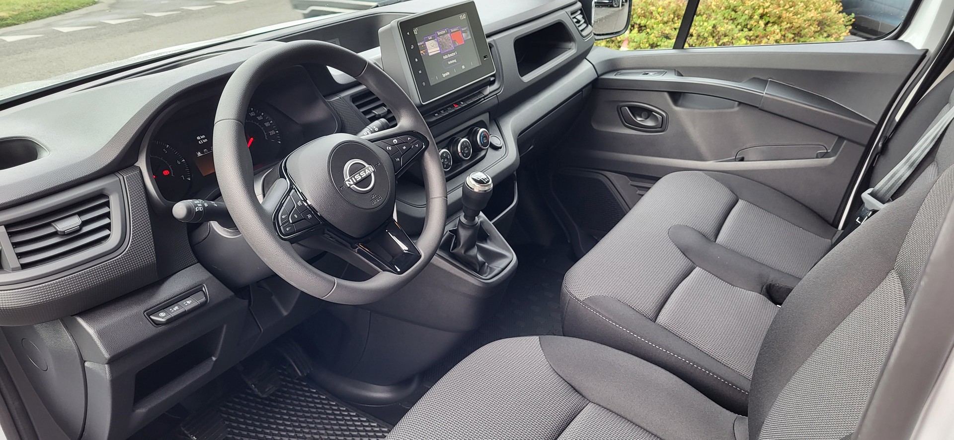 NISSAN Primastar 130 3.0 L1H1 Acenta-image-5