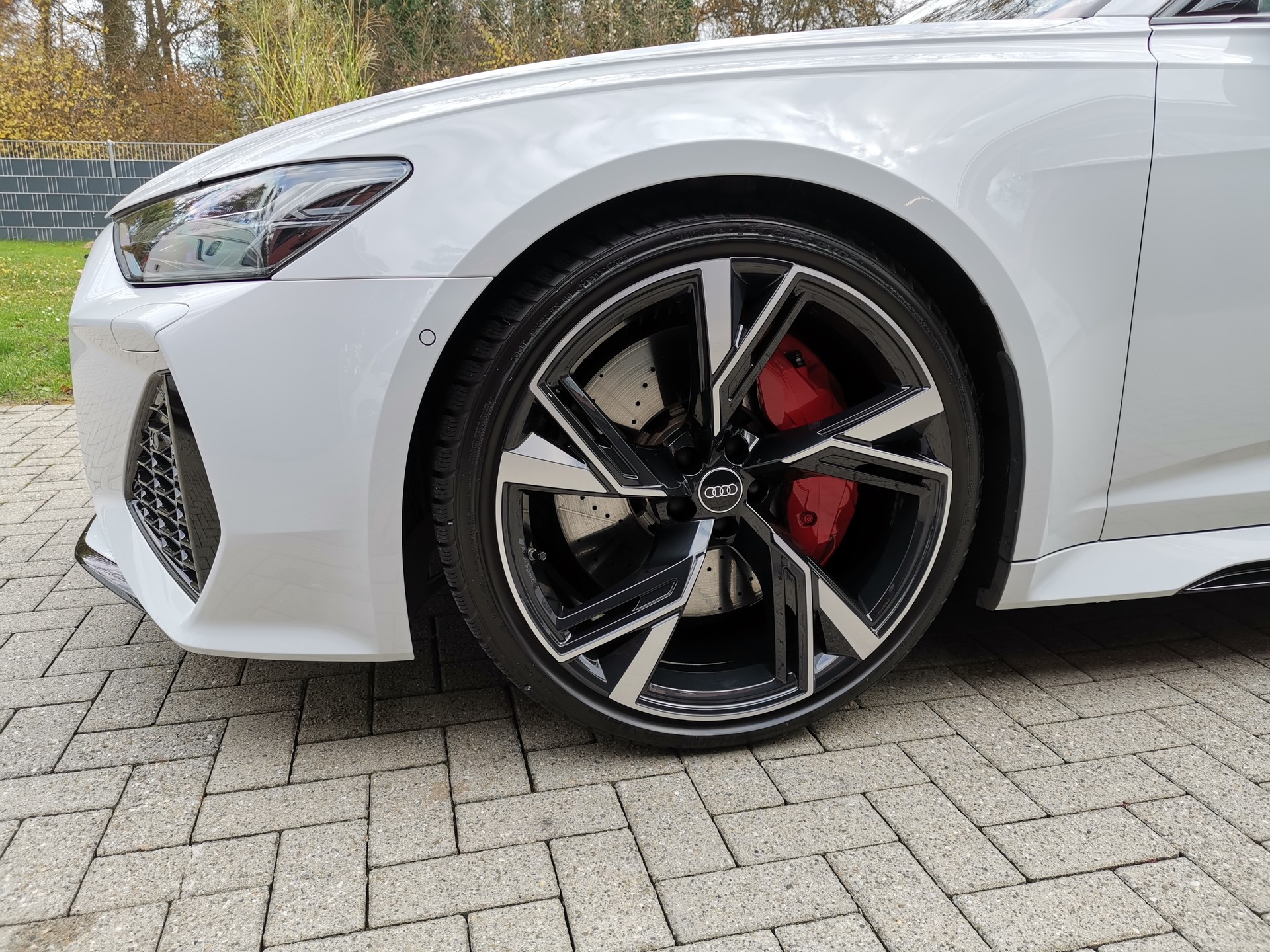 AUDI RS6 Avant 4.0 TFSI V8 quattro-image-13