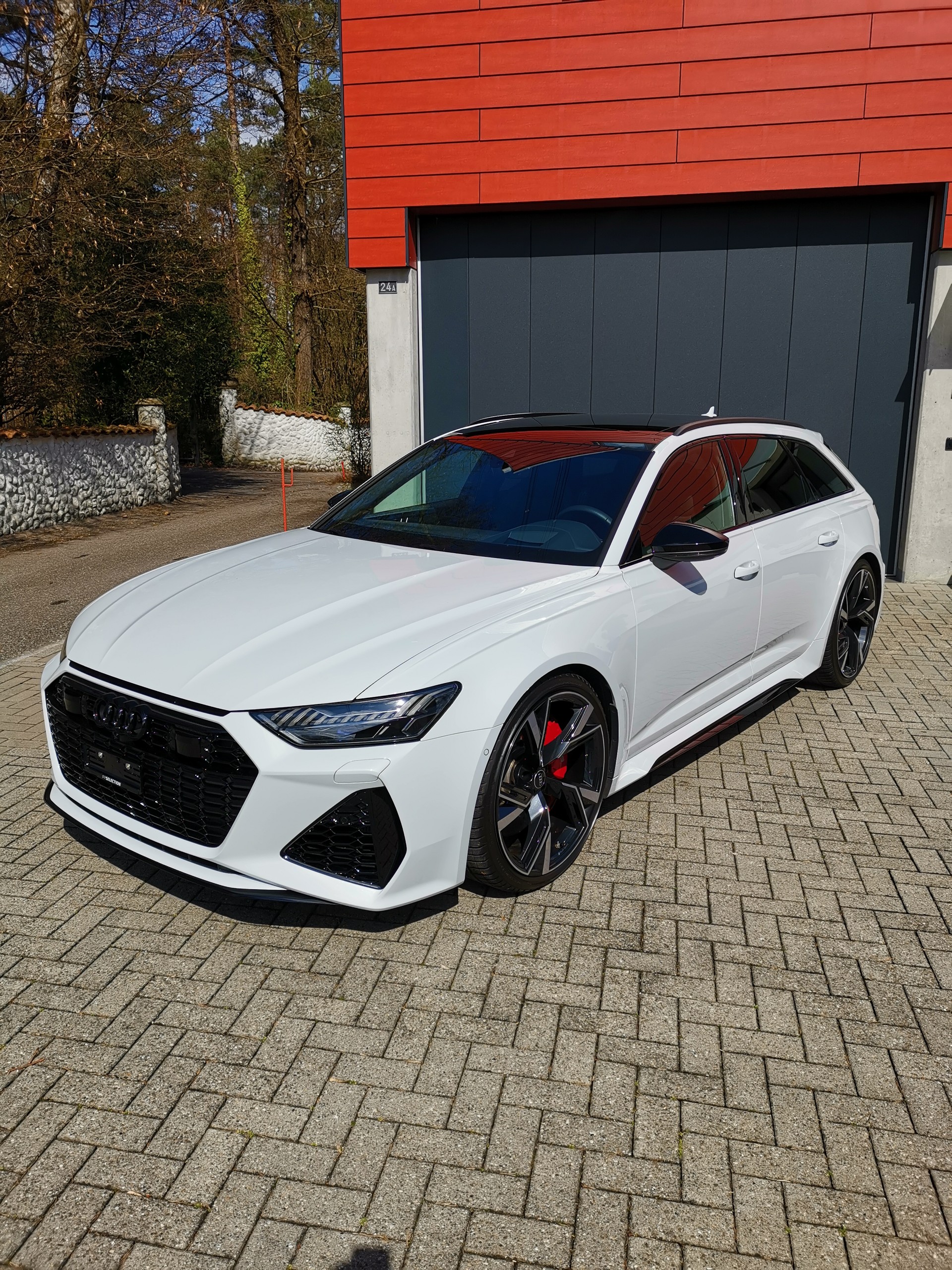 AUDI RS6 Avant 4.0 TFSI V8 quattro-image-7