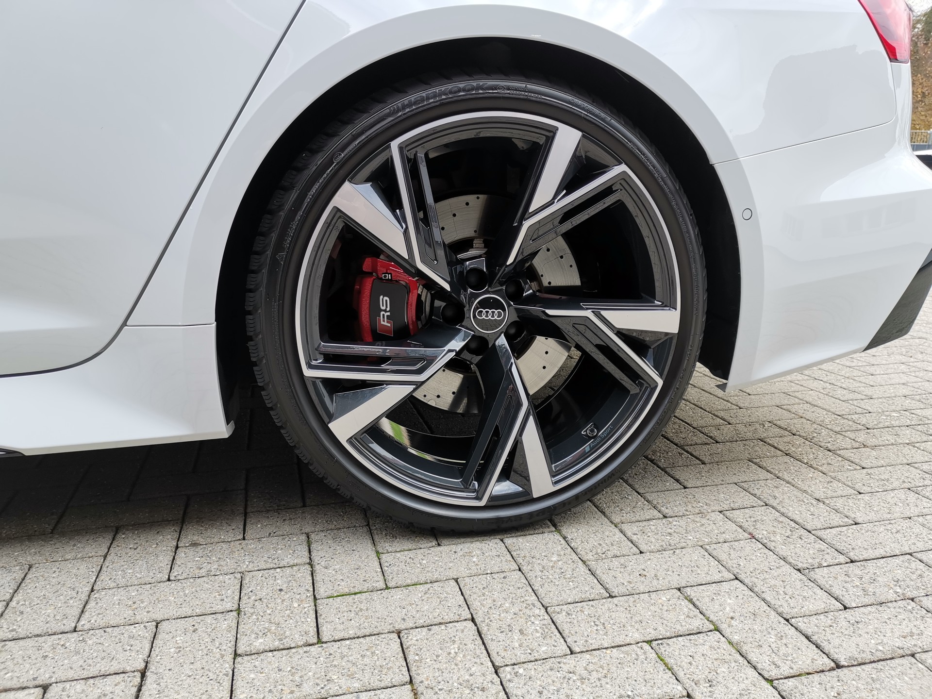 AUDI RS6 Avant 4.0 TFSI V8 quattro-image-14