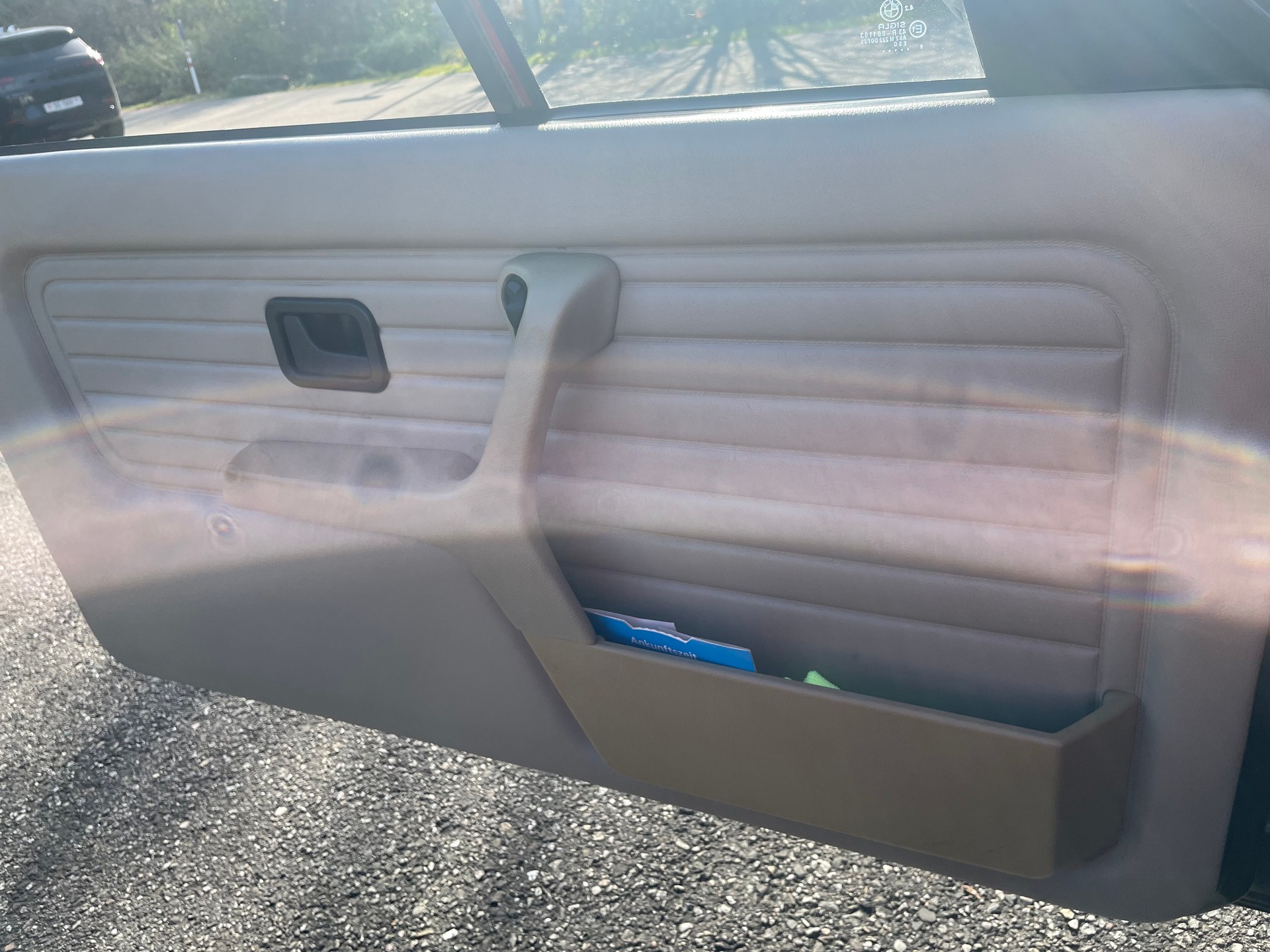 BMW 325i A Cabrio-image-14